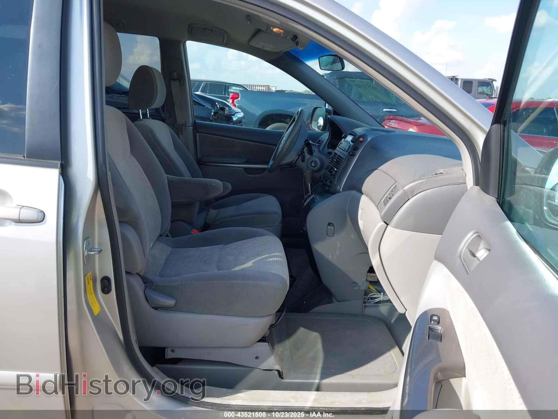 2010 TOYOTA SIENNA - VIN: 5TDKK4CC9AS333473 - Фото 5