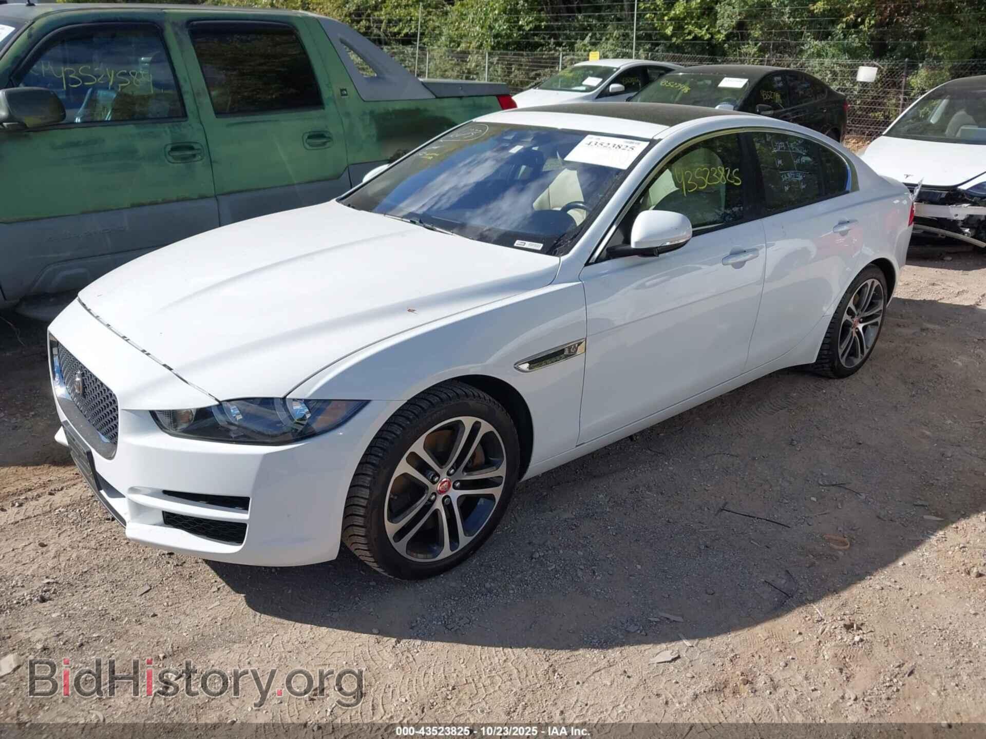 2017 JAGUAR XE - VIN: SAJAJ4BVXHA967949 - Фото 2