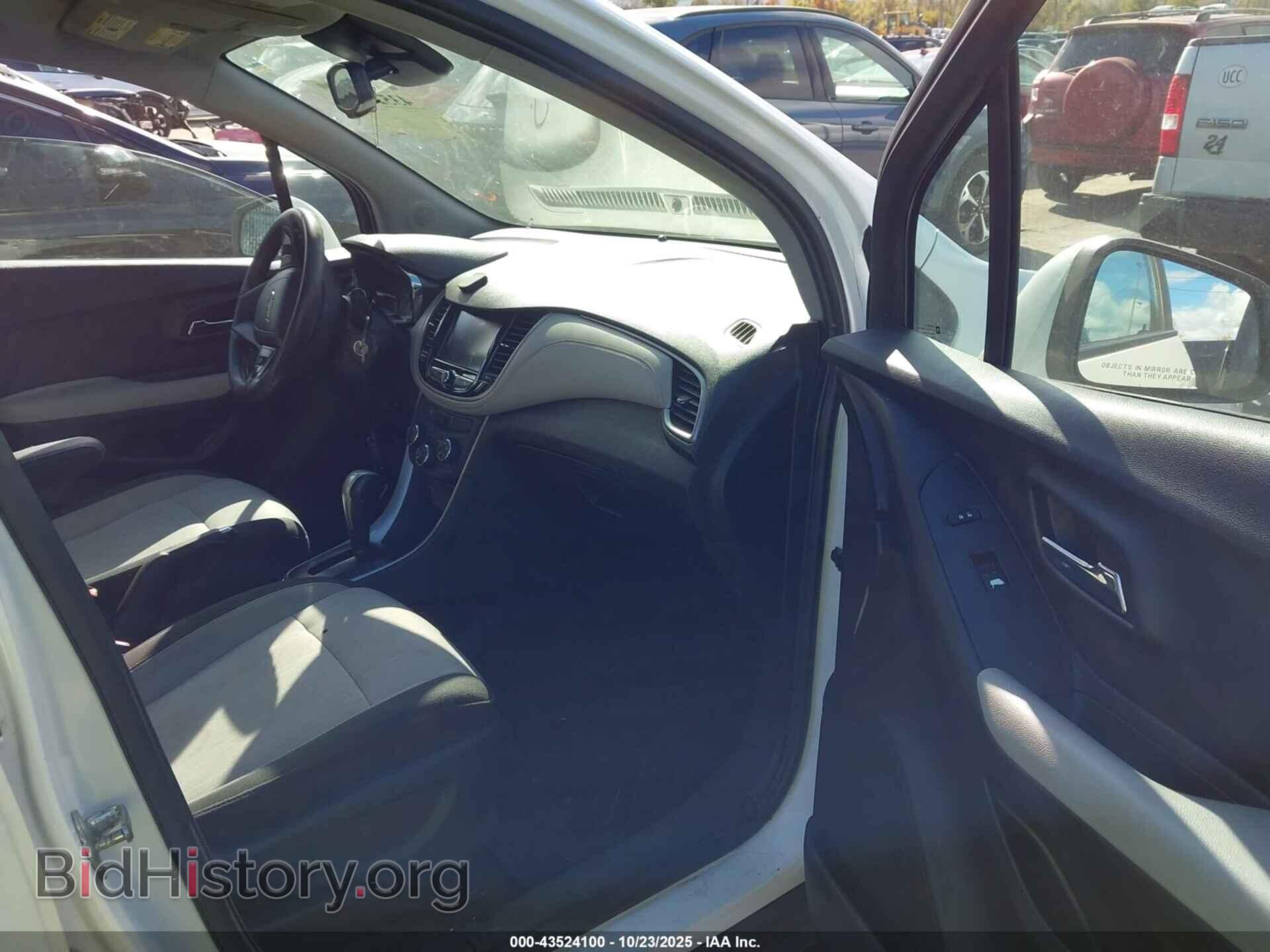 2017 CHEVROLET TRAX - VIN: 3GNCJLSB0HL163473 - Фото 5
