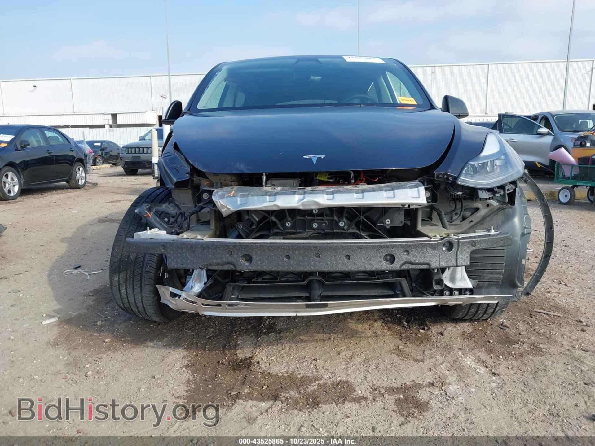 2024 TESLA MODEL Y - VIN: 7SAYGDEDXRF071712 - Фото 6