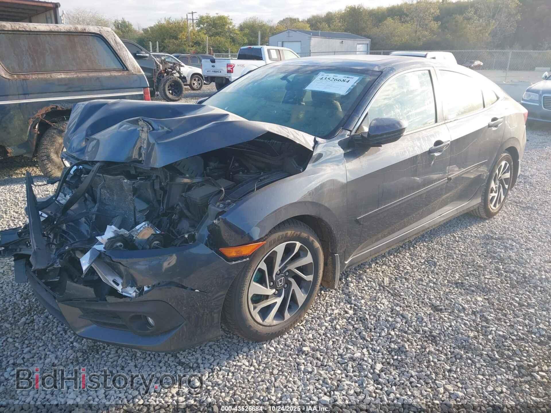 2018 HONDA CIVIC - VIN: 19XFC2F73JE004778 - Фото 2