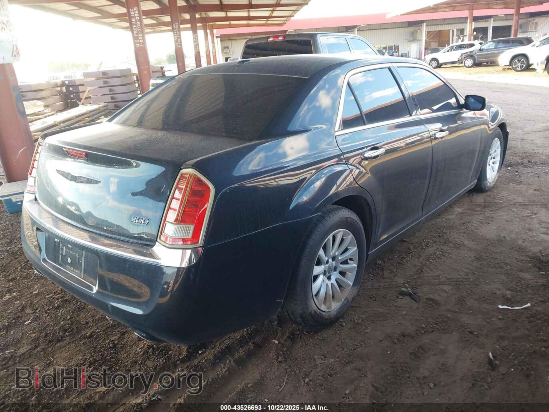 2012 CHRYSLER 300 - VIN: 2C3CCACG2CH113214 - Фото 4