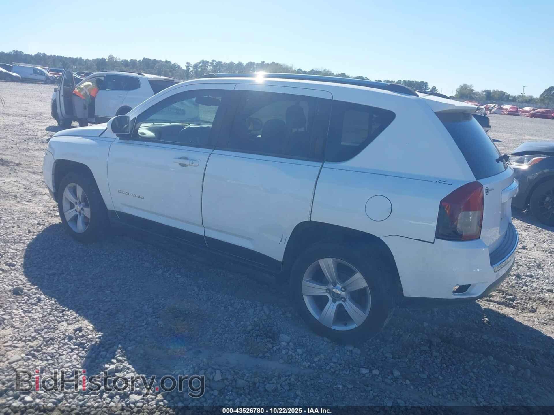2015 JEEP COMPASS - VIN: 1C4NJCEA8FD210935 - Фото 3