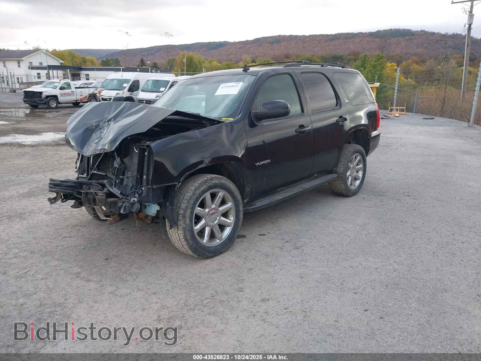 2013 GMC YUKON - VIN: 1GKS2CE09DR153382 - Фото 2