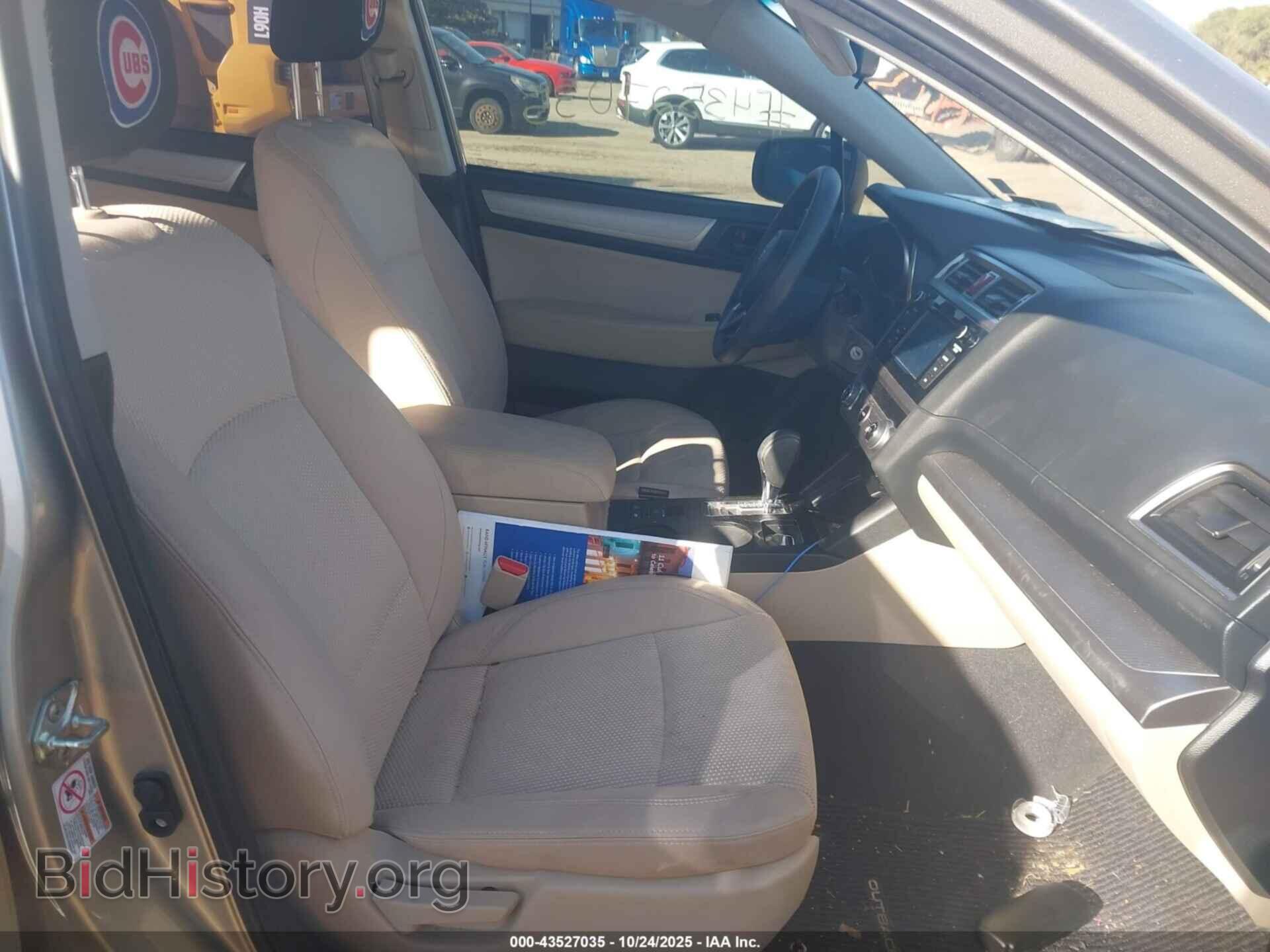 2019 SUBARU OUTBACK - VIN: 4S4BSABC3K3207043 - Фото 5