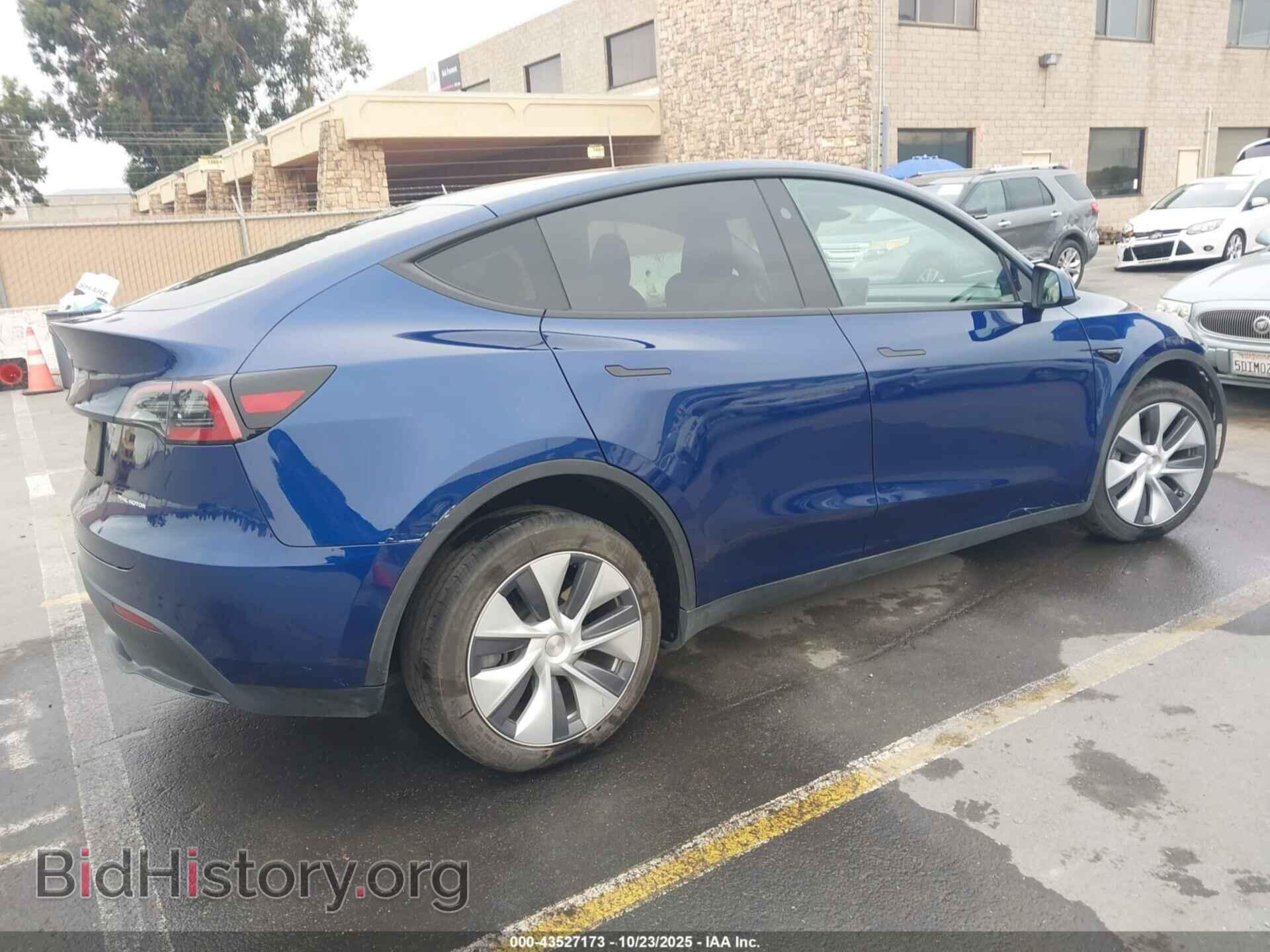 2024 TESLA MODEL Y - VIN: 7SAYGDEE4RF988024 - Фото 4