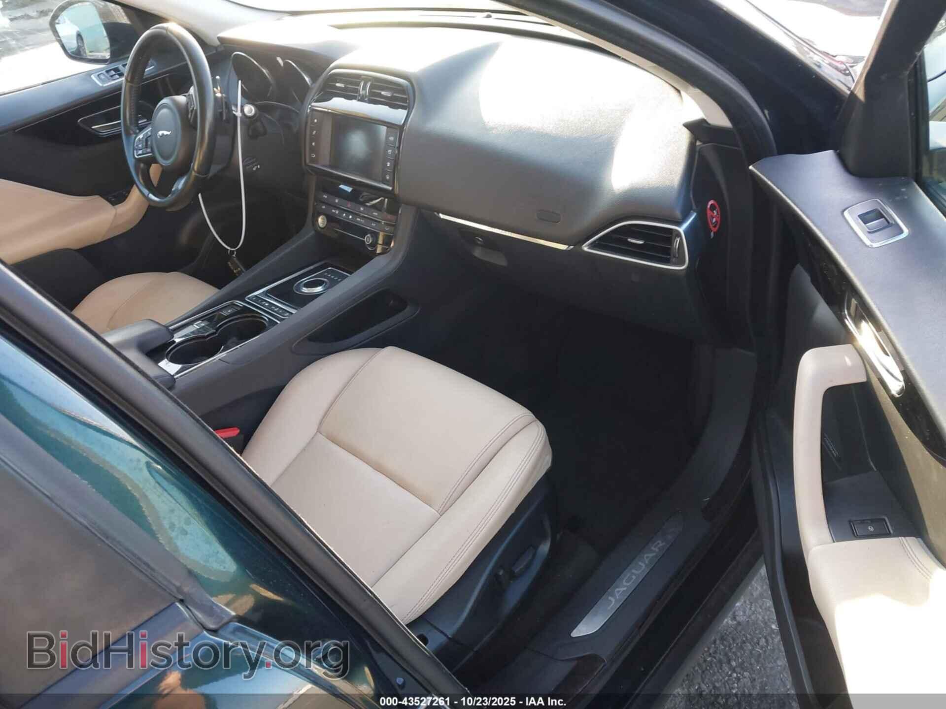 2017 JAGUAR F-PACE - VIN: SADCJ2BV3HA068642 - Фото 5
