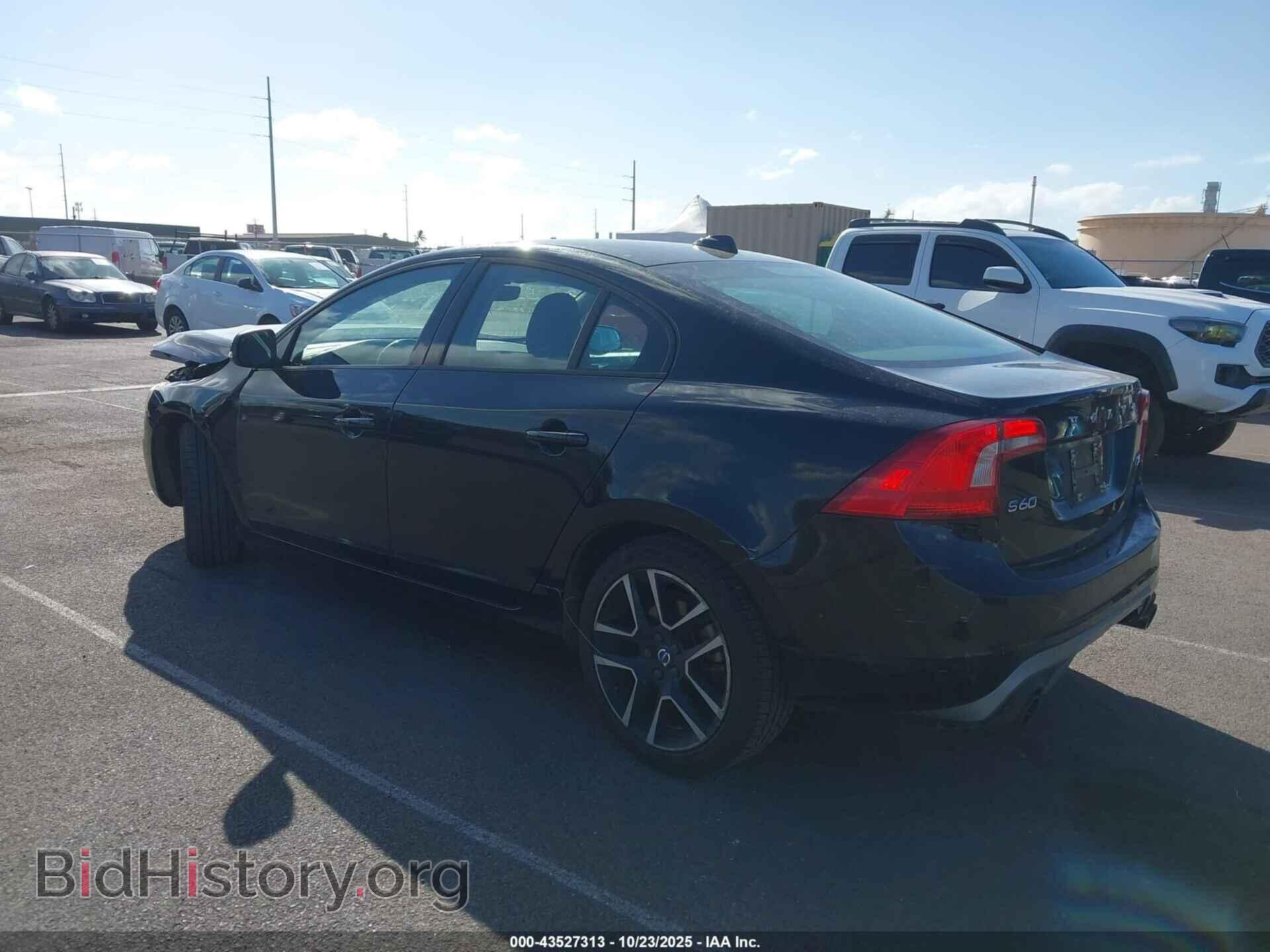 2017 VOLVO S60 - VIN: YV126MFL7H2421871 - Фото 3