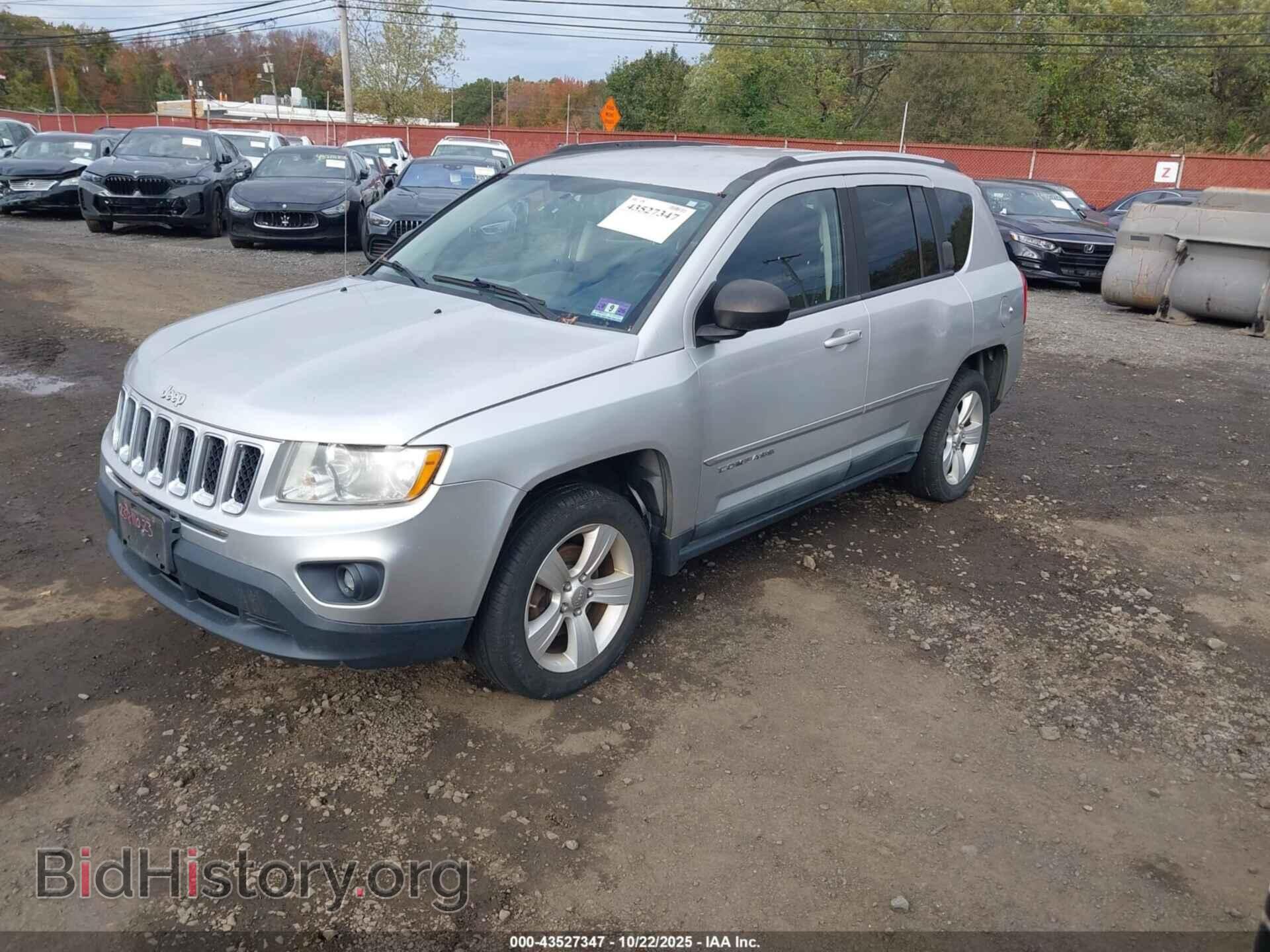 2011 JEEP COMPASS - VIN: 1J4NT1FB6BD289273 - Фото 2