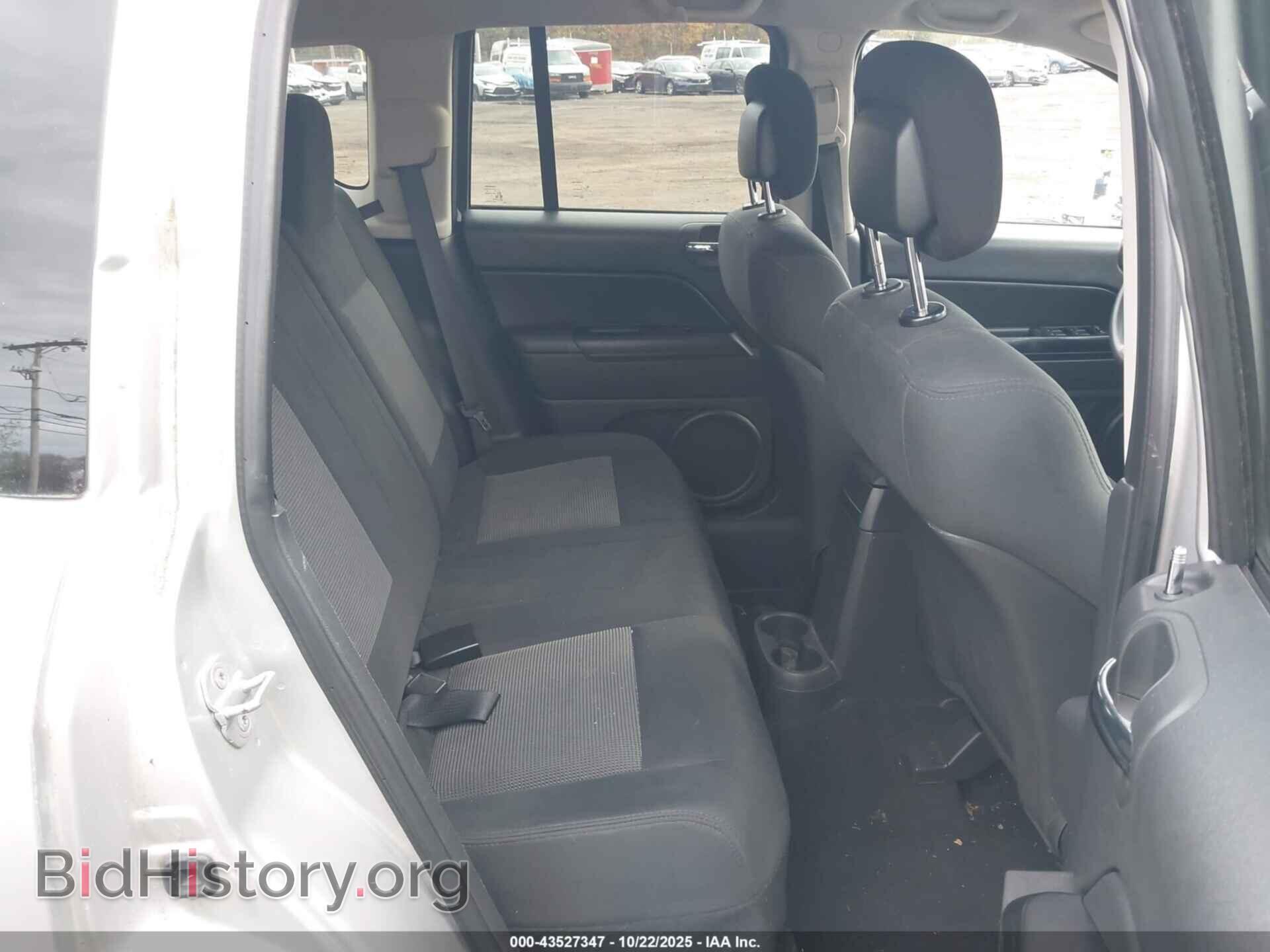 2011 JEEP COMPASS - VIN: 1J4NT1FB6BD289273 - Фото 8