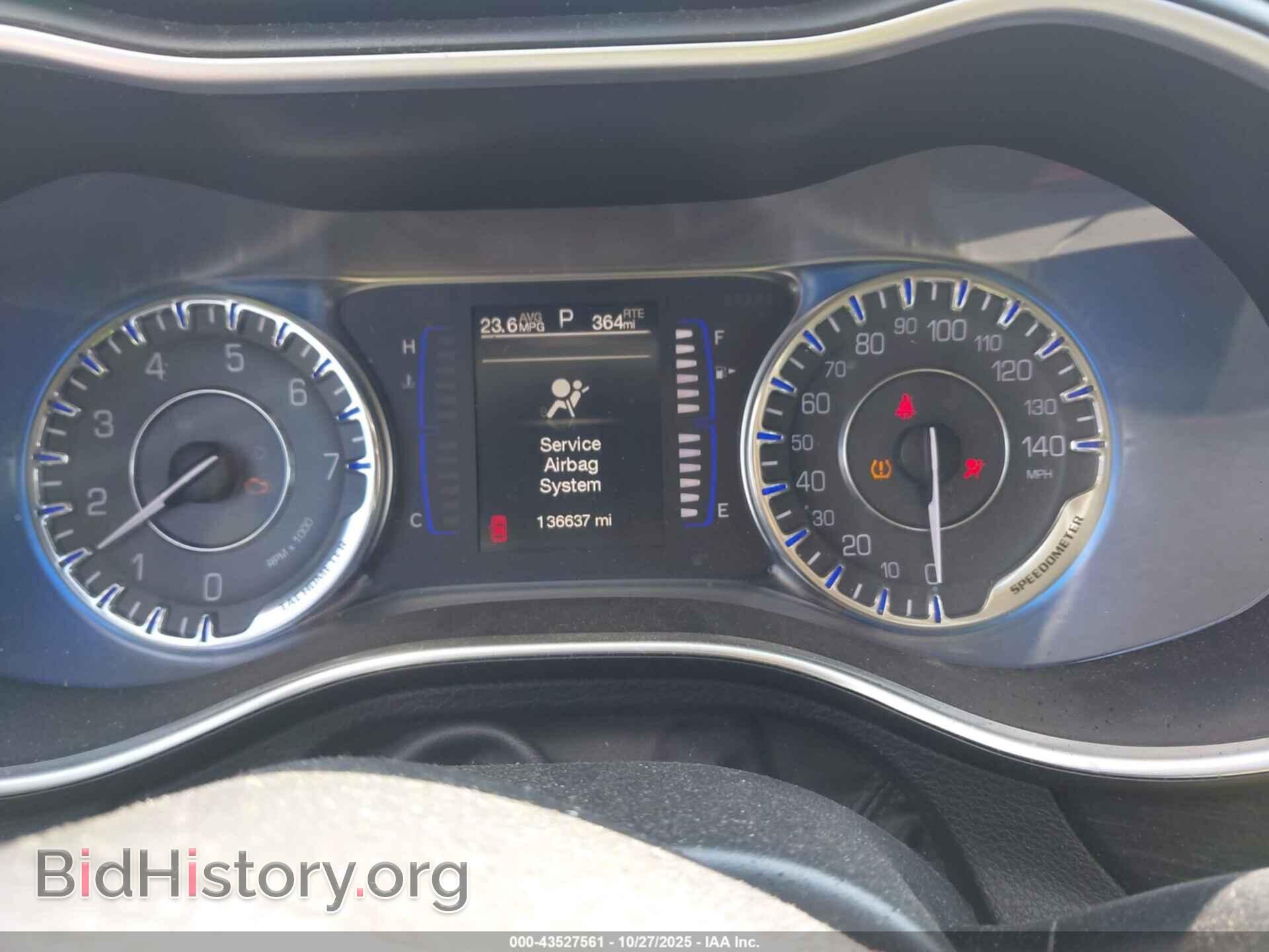 2015 CHRYSLER 200 - VIN: 1C3CCCAB3FN661673 - Фото 7