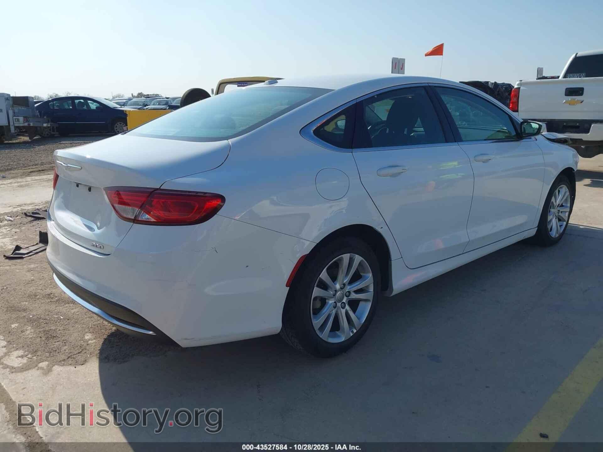 2016 CHRYSLER 200 - VIN: 1C3CCCAB3GN127025 - Фото 4