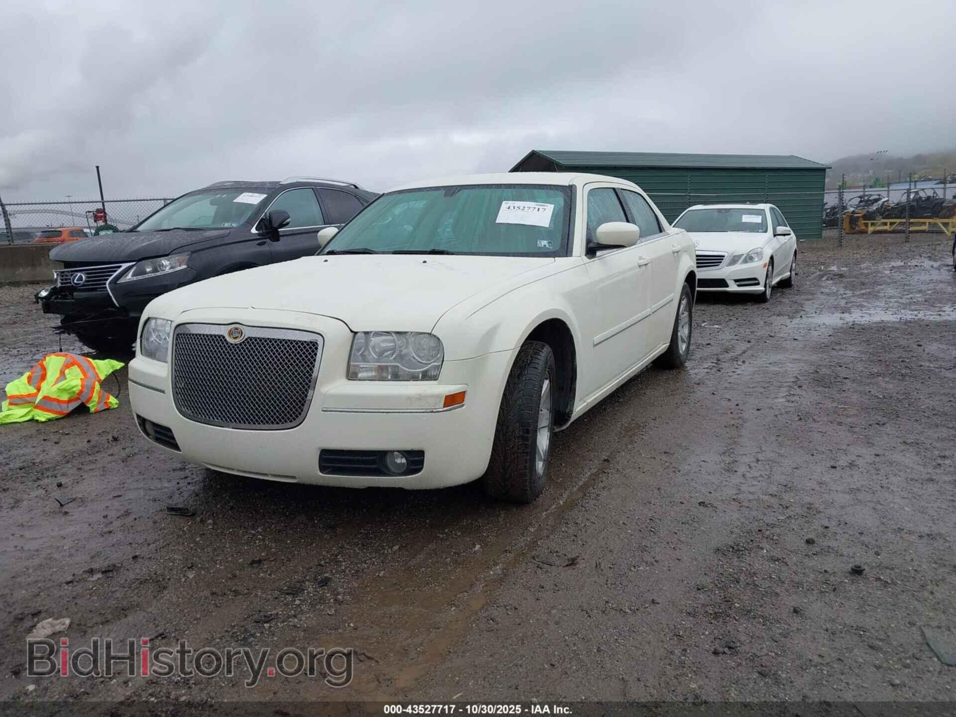 2005 CHRYSLER 300 - VIN: 2C3JA53G45H590265 - Фото 2