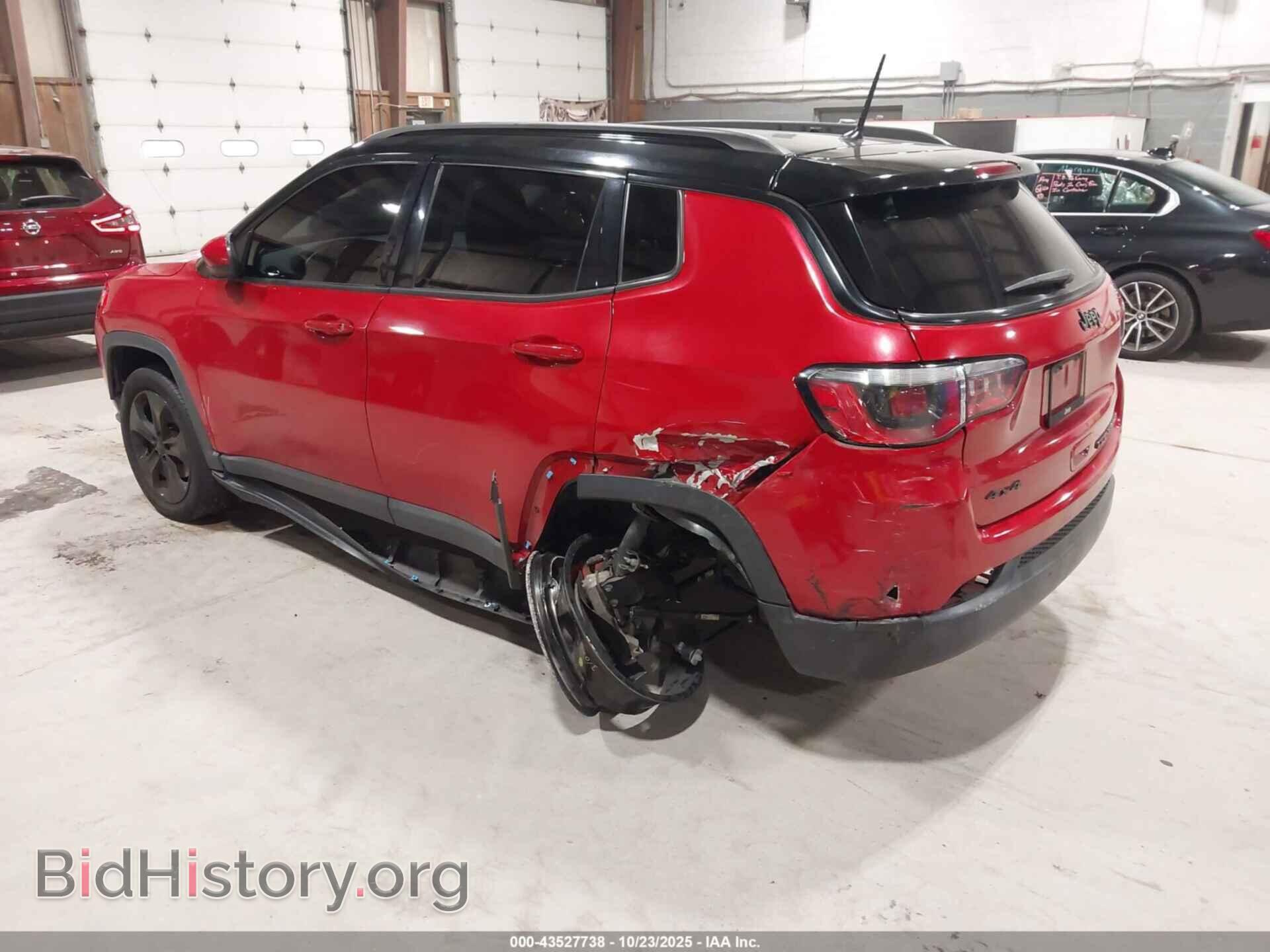2018 JEEP COMPASS - VIN: 3C4NJDBB0JT400279 - Фото 3