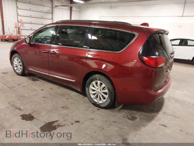 2017 Chrysler PACIFICA (VIN 2C4RC1BG2HR795519) — фото 3 из 19