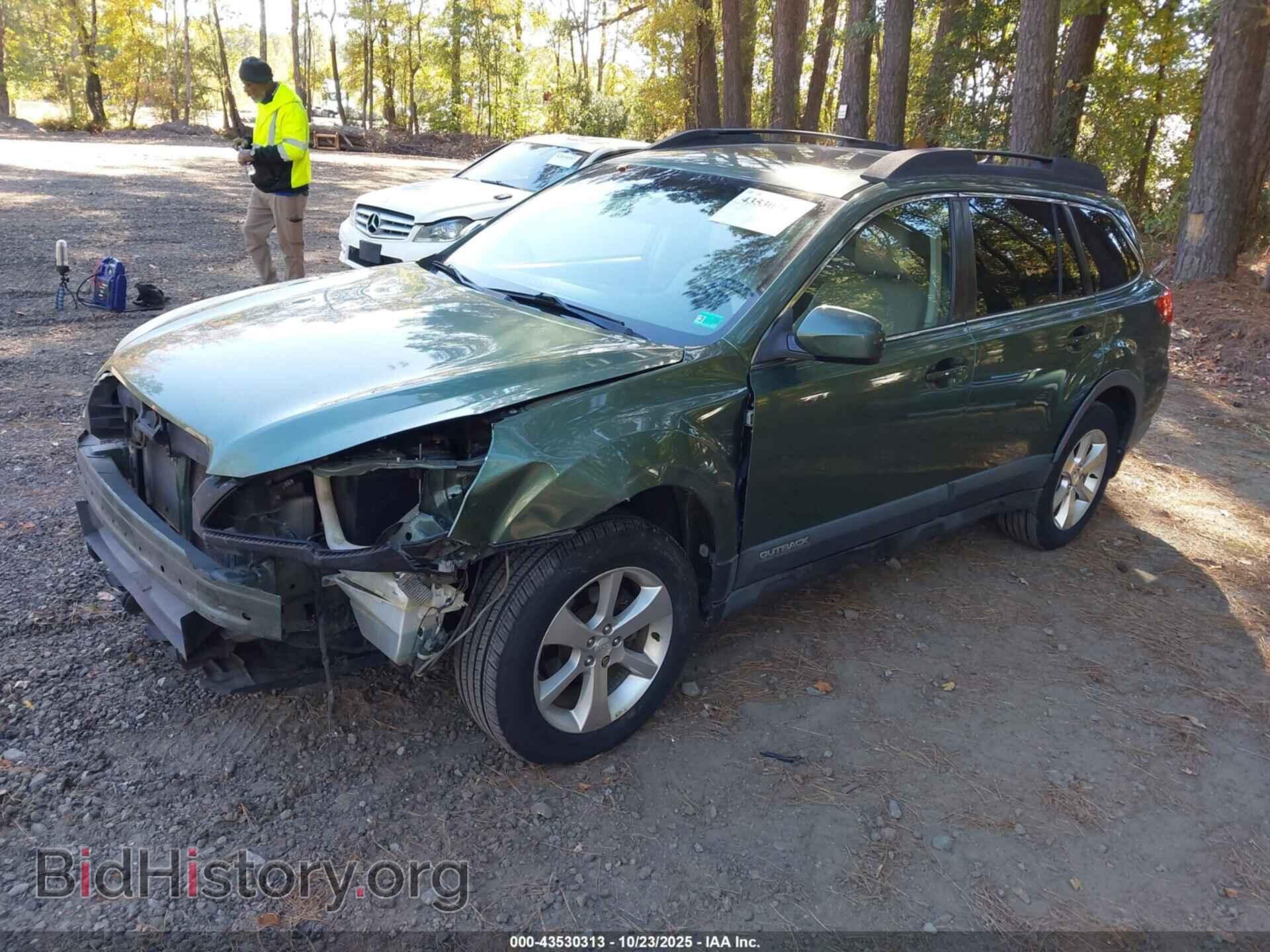 2014 SUBARU OUTBACK - VIN: 4S4BRCMC8E3315263 - Фото 2
