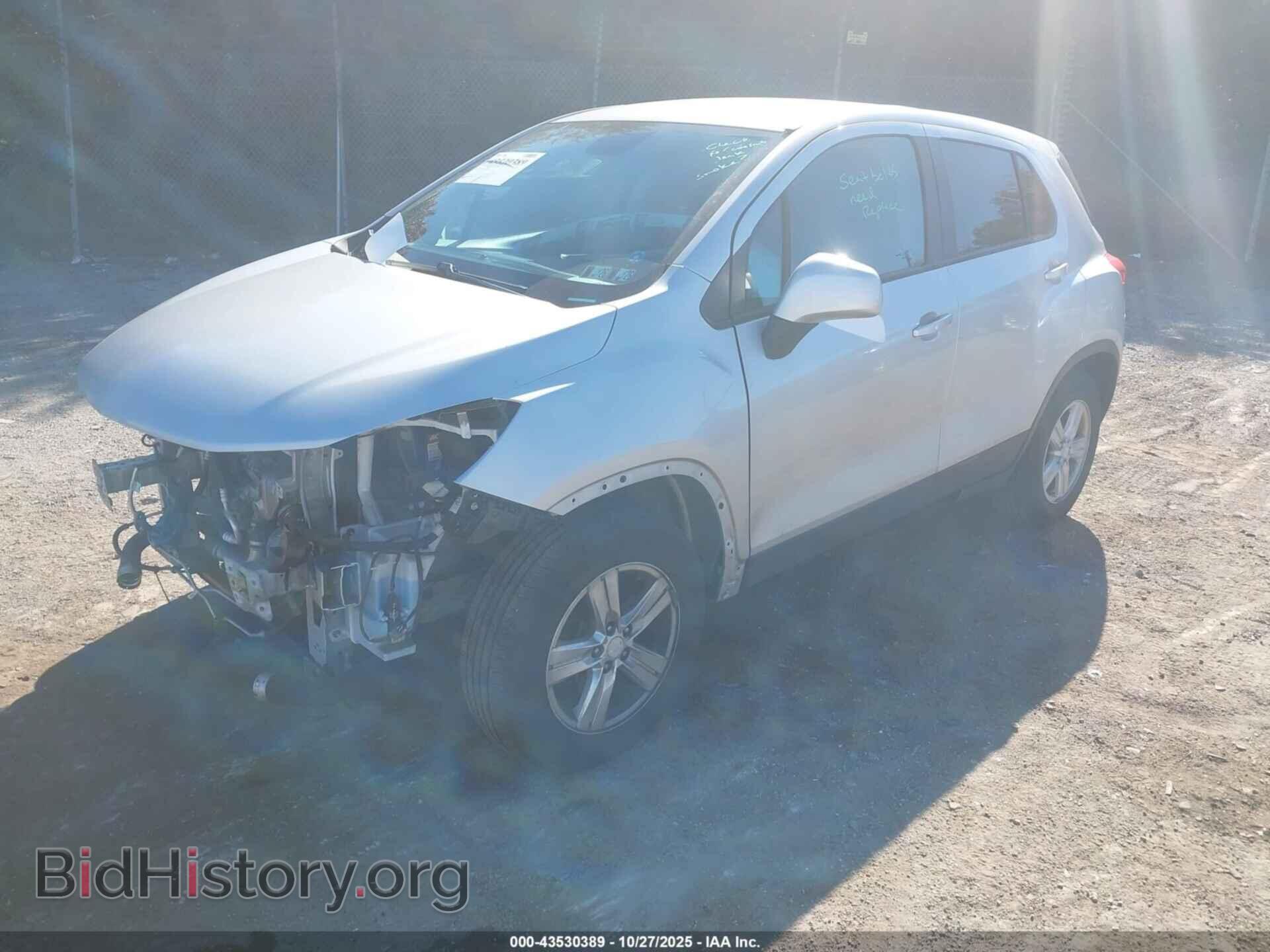 2019 CHEVROLET TRAX - VIN: 3GNCJKSB5KL224608 - Фото 2