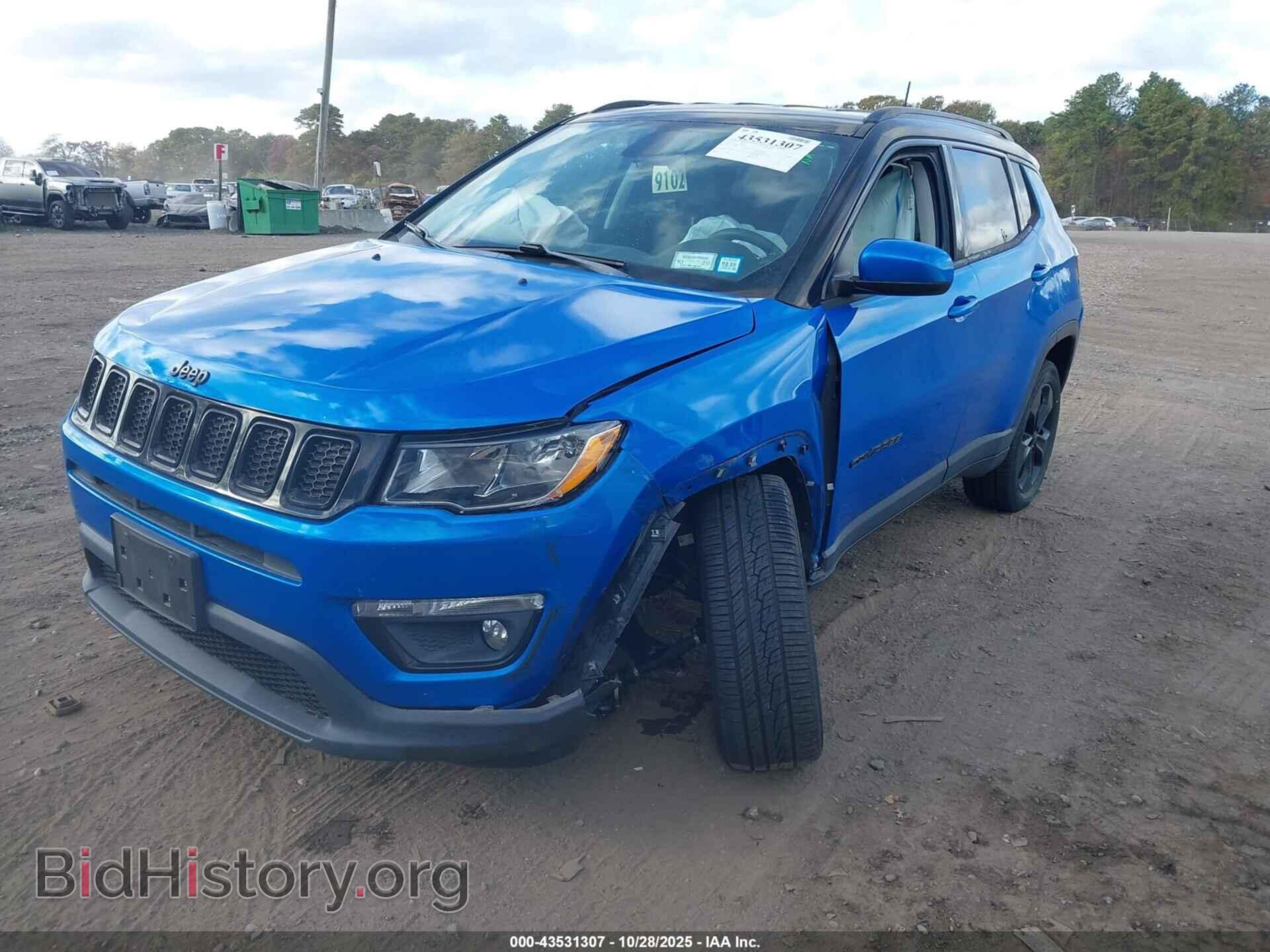 2018 JEEP COMPASS - VIN: 3C4NJDBB2JT401272 - Фото 2