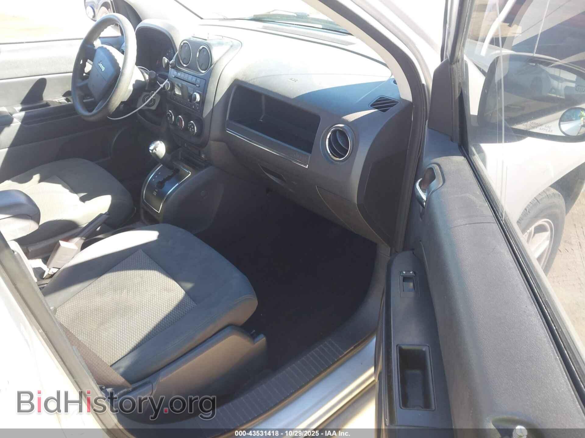 2010 JEEP COMPASS - VIN: 1J4NT4FB4AD578412 - Фото 5