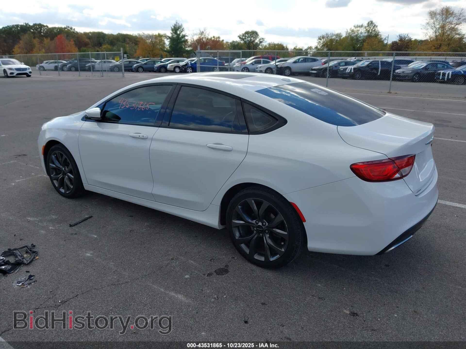 2015 CHRYSLER 200 - VIN: 1C3CCCDG3FN727582 - Фото 3