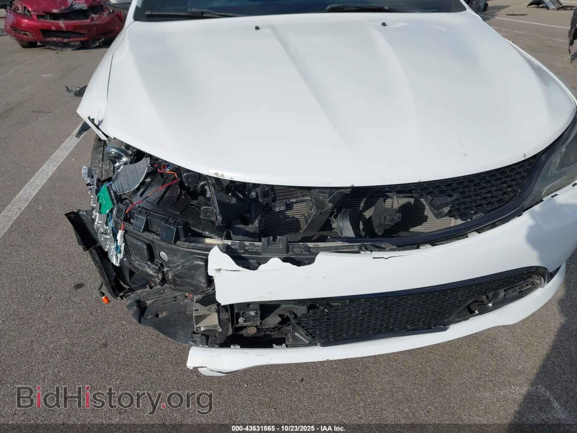 2015 CHRYSLER 200 - VIN: 1C3CCCDG3FN727582 - Фото 6