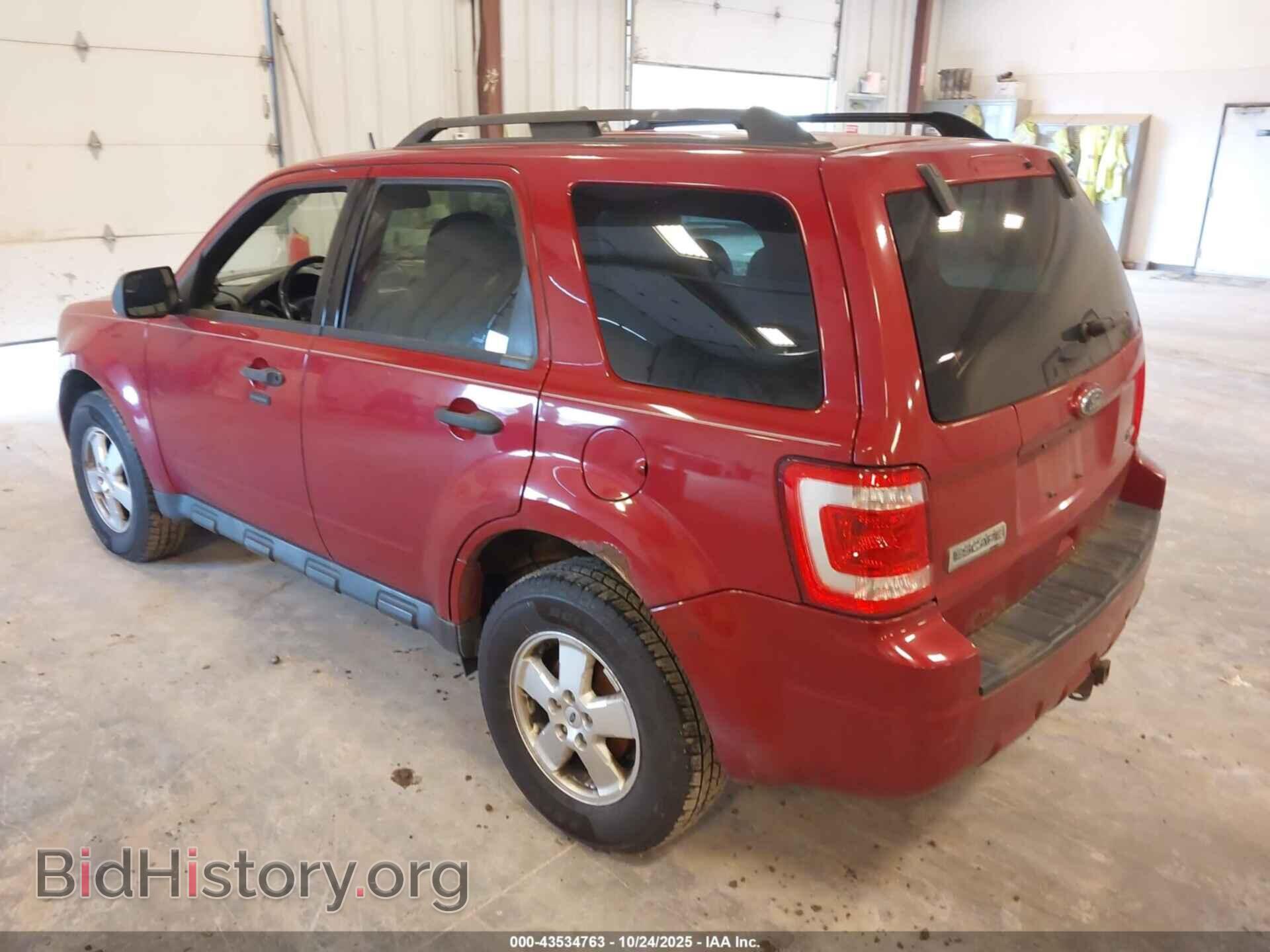 2011 FORD ESCAPE - VIN: 1FMCU0DG6BKB64798 - Фото 3