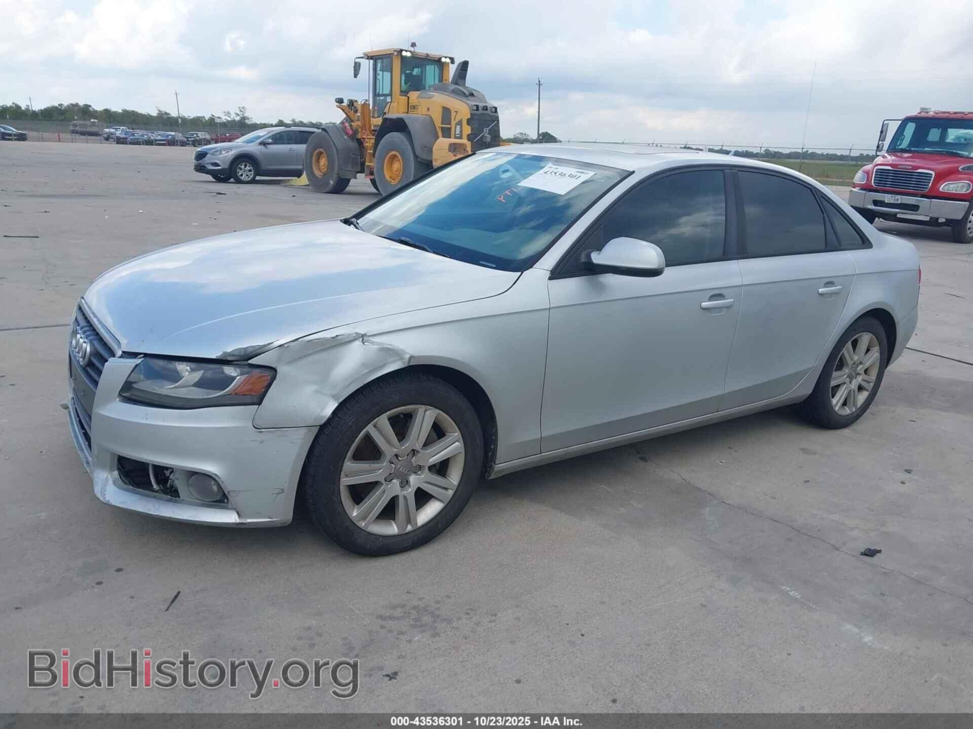 2011 AUDI A4 - VIN: WAUBFAFL4BA076653 - Фото 2