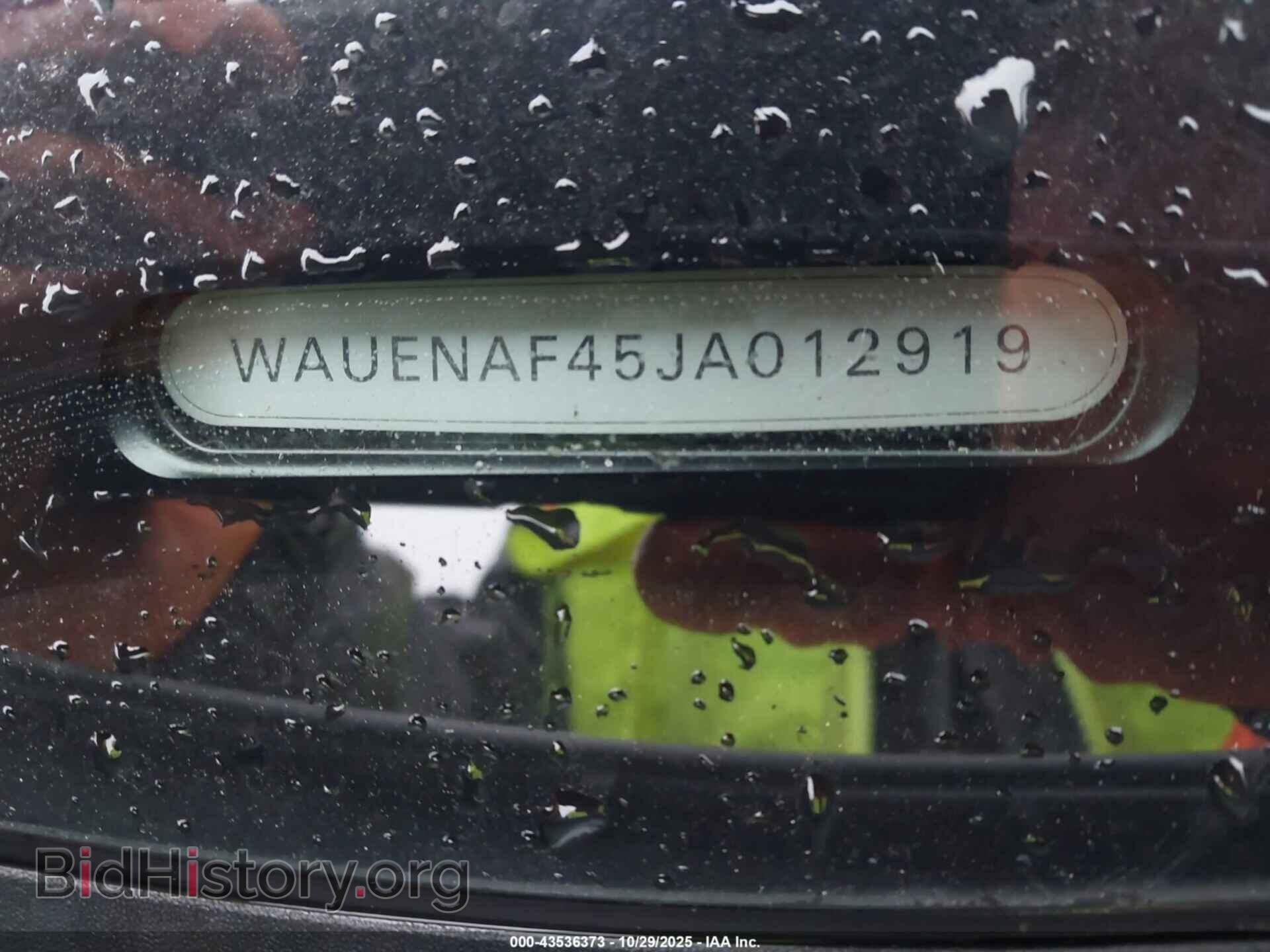 2018 AUDI A4 - VIN: WAUENAF45JA012919 - Фото 9