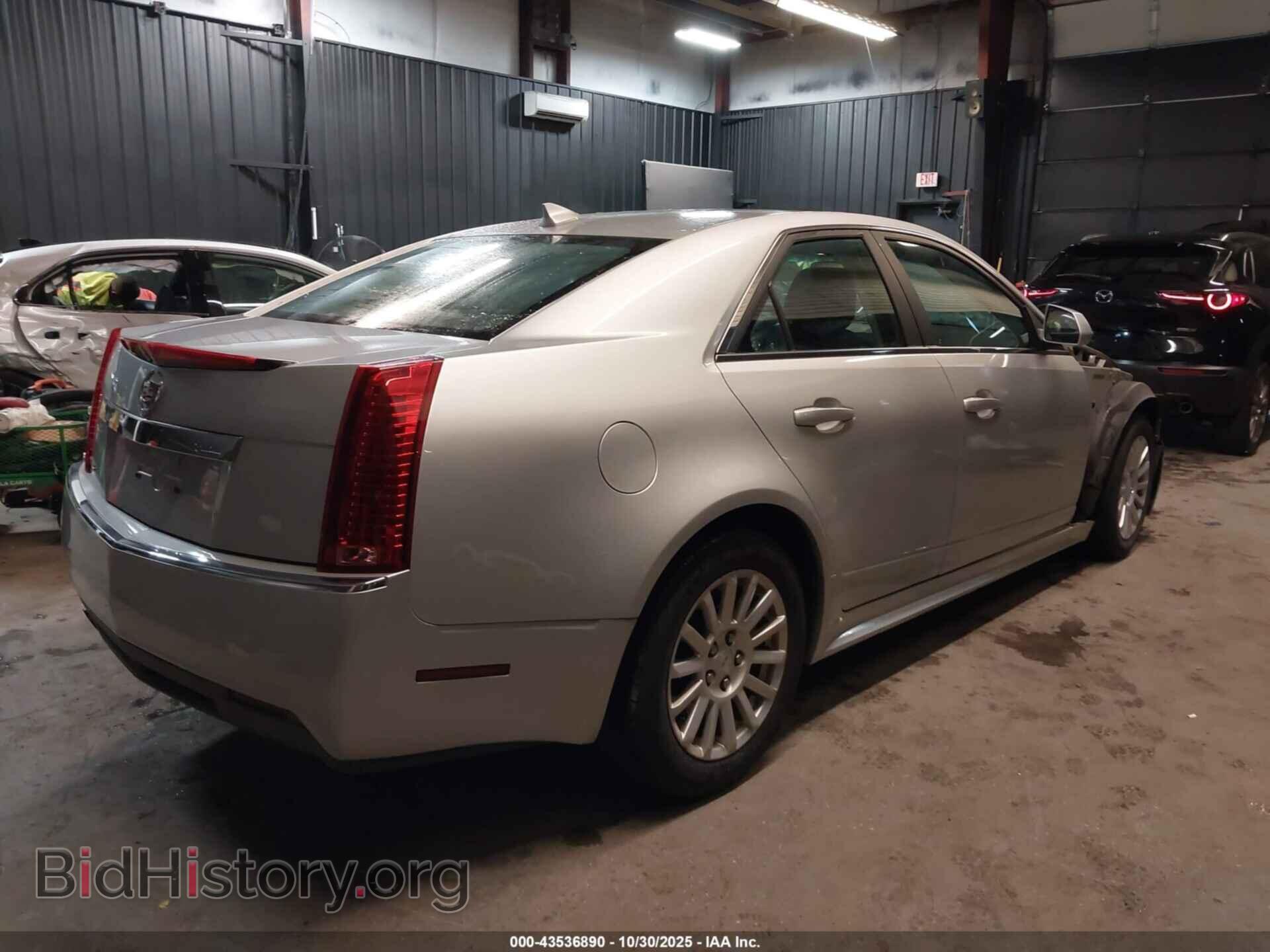 2011 CADILLAC CTS - VIN: 1G6DA5EY8B0165665 - Фото 2