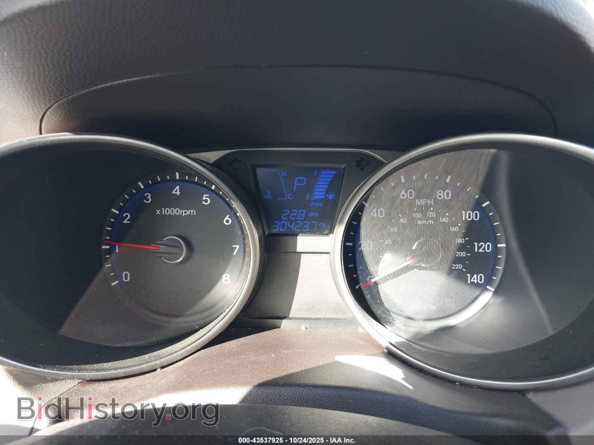 2011 HYUNDAI TUCSON - VIN: KM8JUCAC1BU203473 - Фото 7