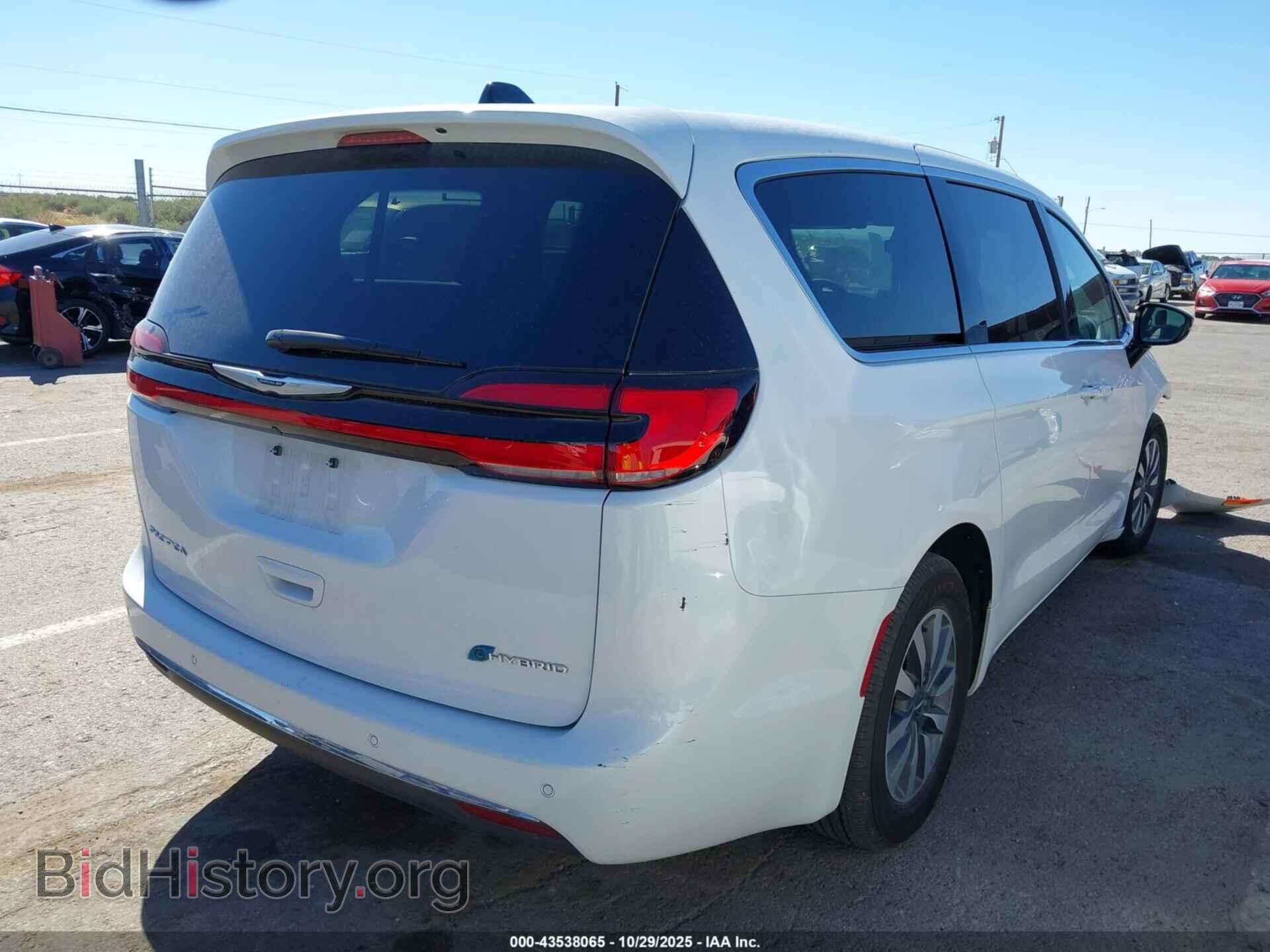 2025 CHRYSLER PACIFICA HYBRID - VIN: 2C4RC1S7XSR565699 - Фото 4