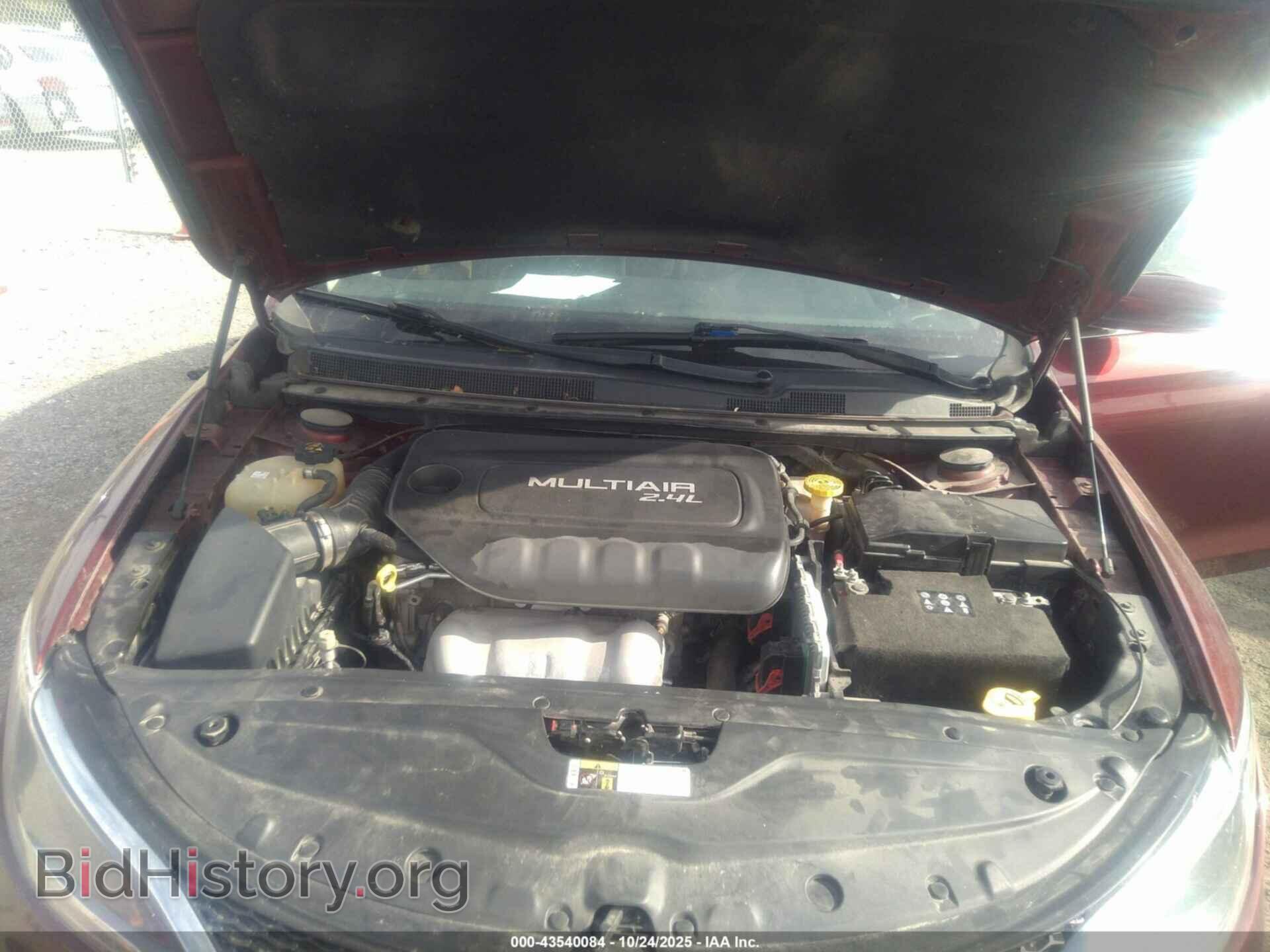 2015 CHRYSLER 200 - VIN: 1C3CCCAB7FN652149 - Фото 10