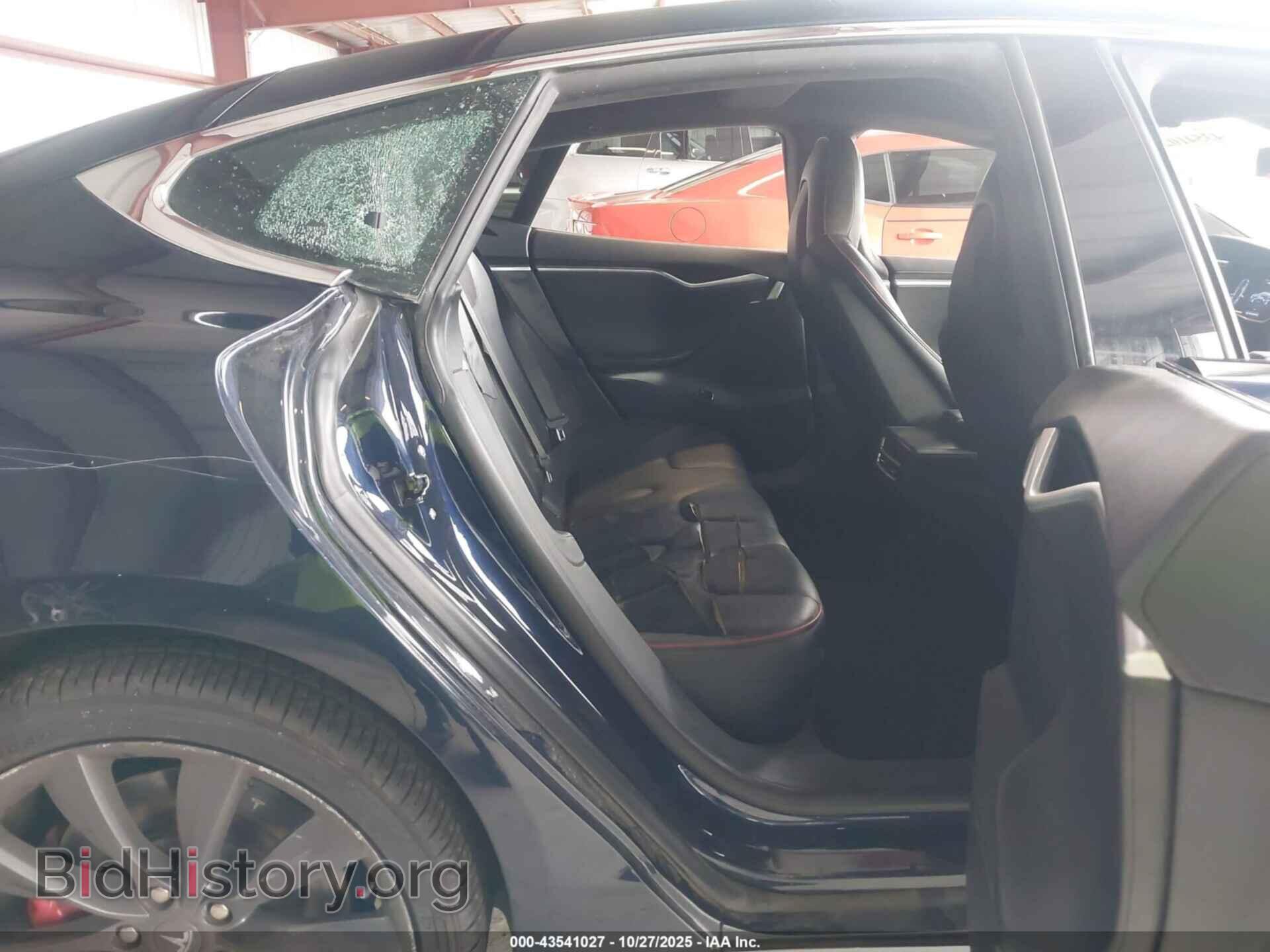 2014 TESLA MODEL S - VIN: 5YJSA1H21EFP64367 - Photo 8
