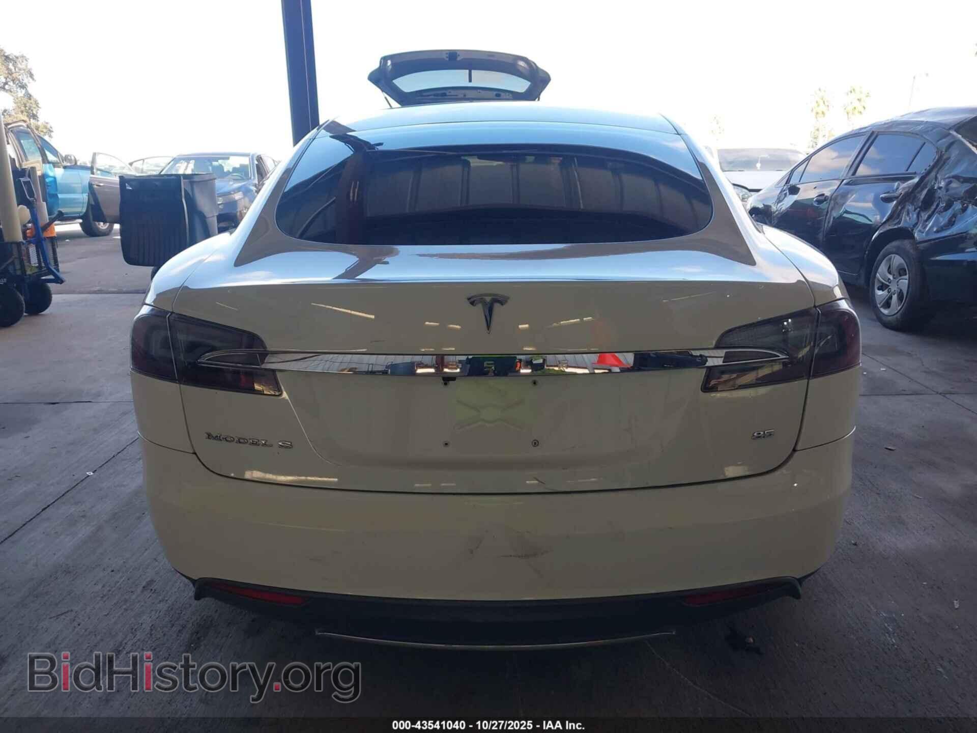 2013 TESLA MODEL S - VIN: 5YJSA1CN2DFP05943 - Photo 15