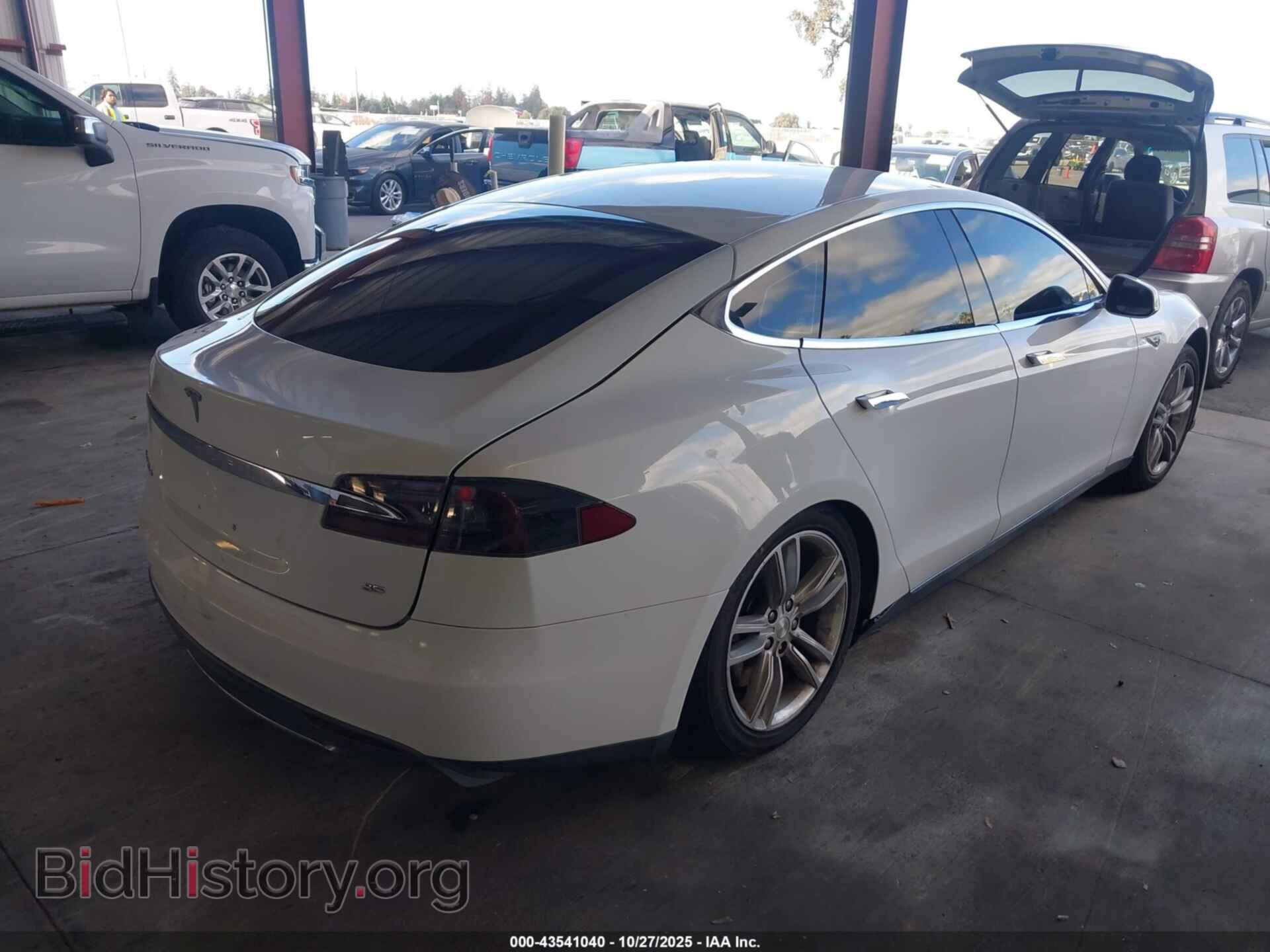 2013 TESLA MODEL S - VIN: 5YJSA1CN2DFP05943 - Photo 4