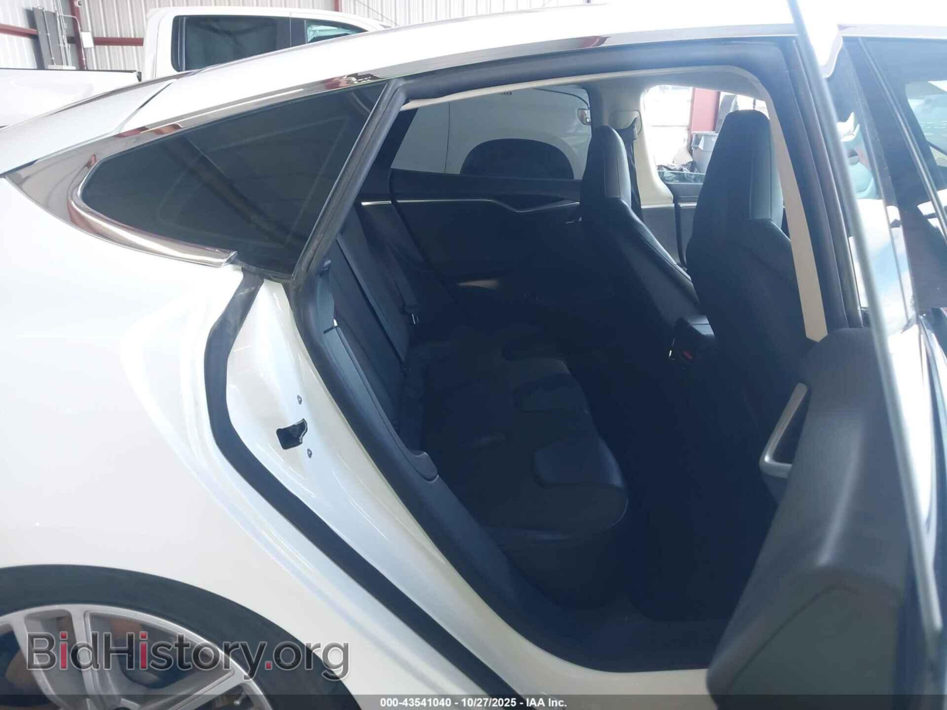2013 TESLA MODEL S - VIN: 5YJSA1CN2DFP05943 - Photo 8