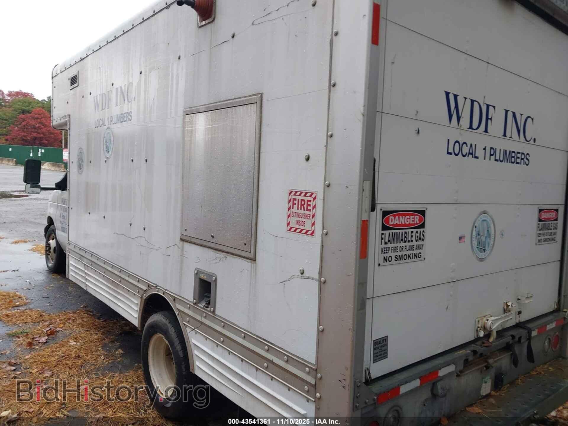2007 FORD E-450 CUTAWAY - VIN: 1FDXE45S17DA17857 - Фото 3