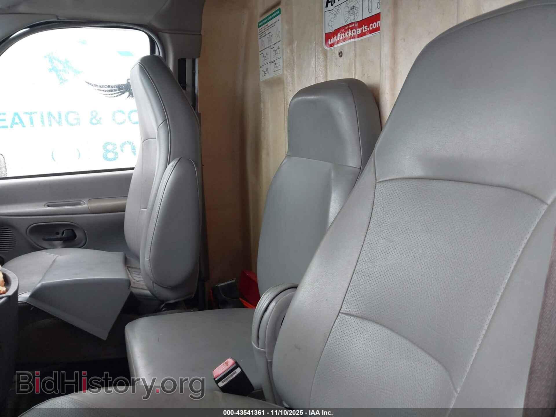 2007 FORD E-450 CUTAWAY - VIN: 1FDXE45S17DA17857 - Фото 6