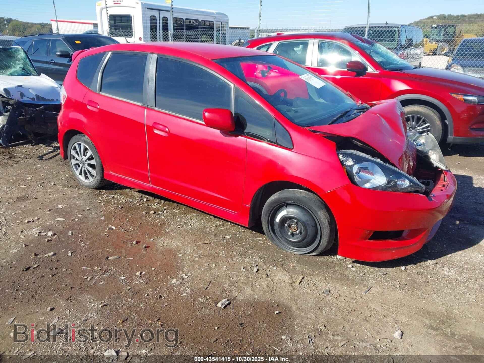 Фотография JHMGE8H57DC028265 - HONDA FIT 2013