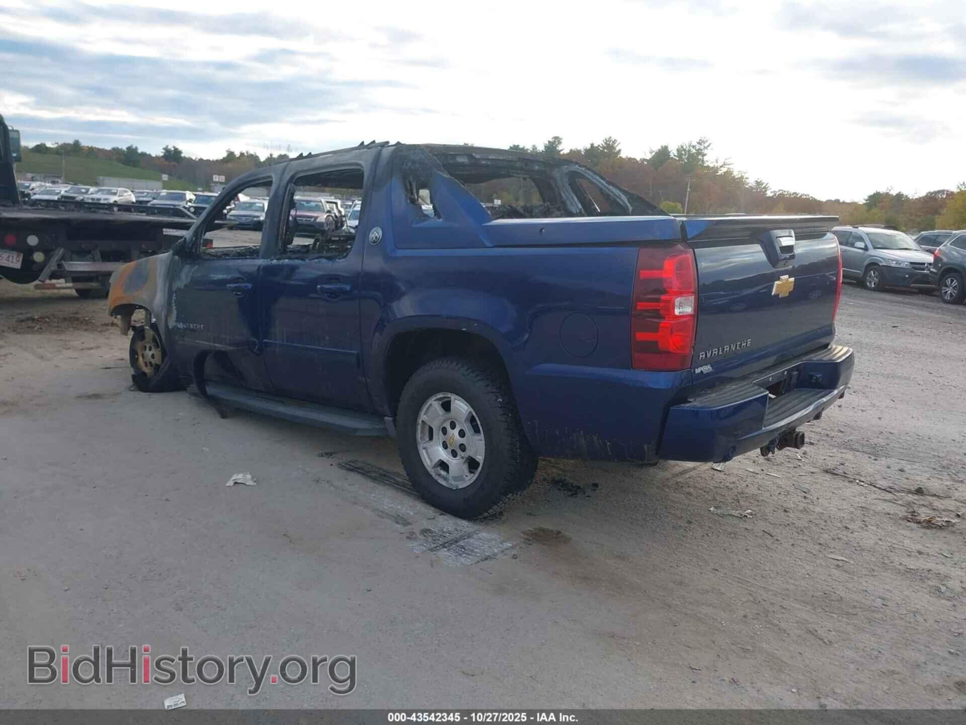 2013 CHEVROLET AVALANCHE - VIN: 3GNTKEE77DG168981 - Фото 3