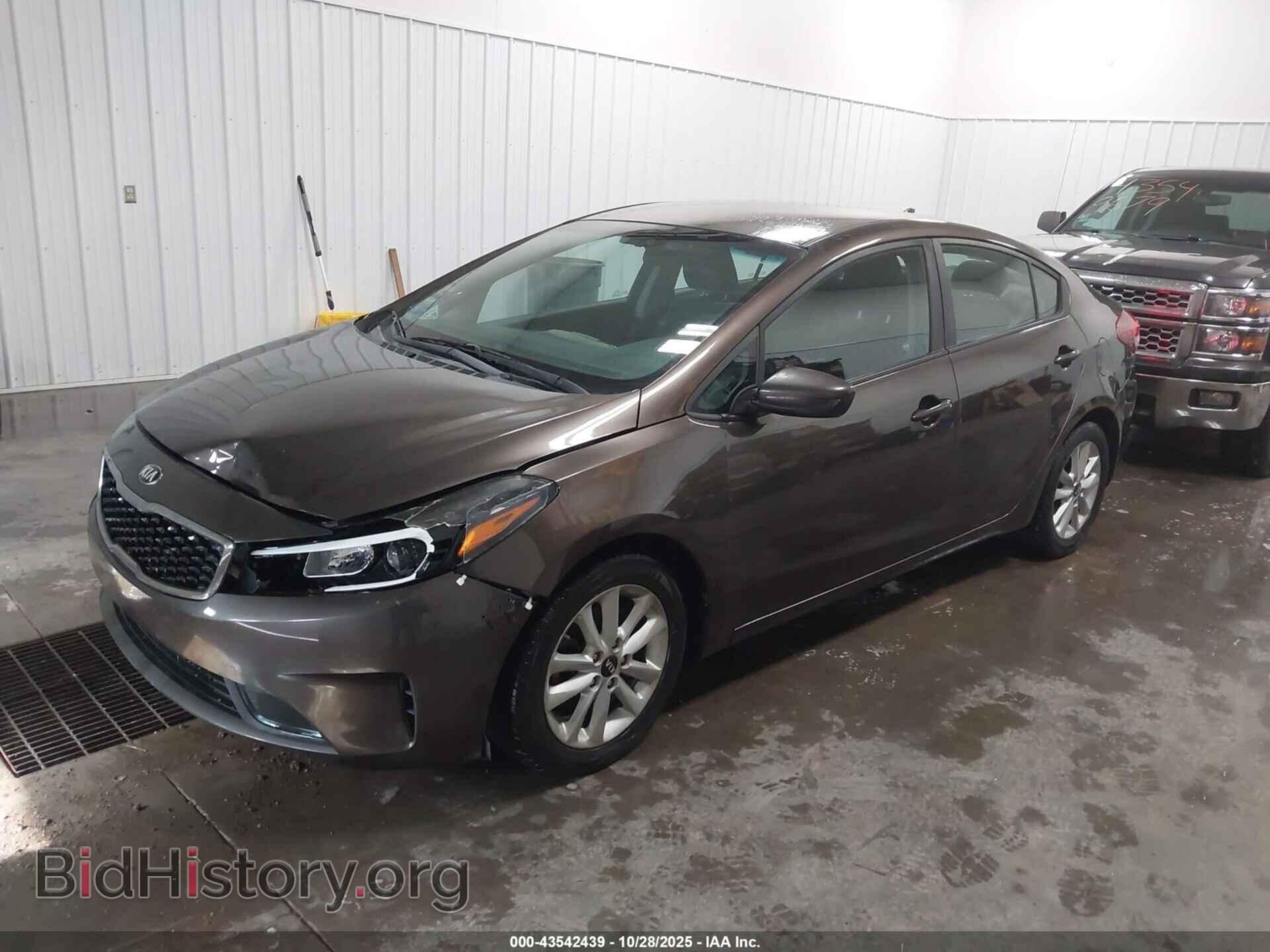 2017 KIA FORTE - VIN: 3KPFL4A72HE068128 - Фото 2