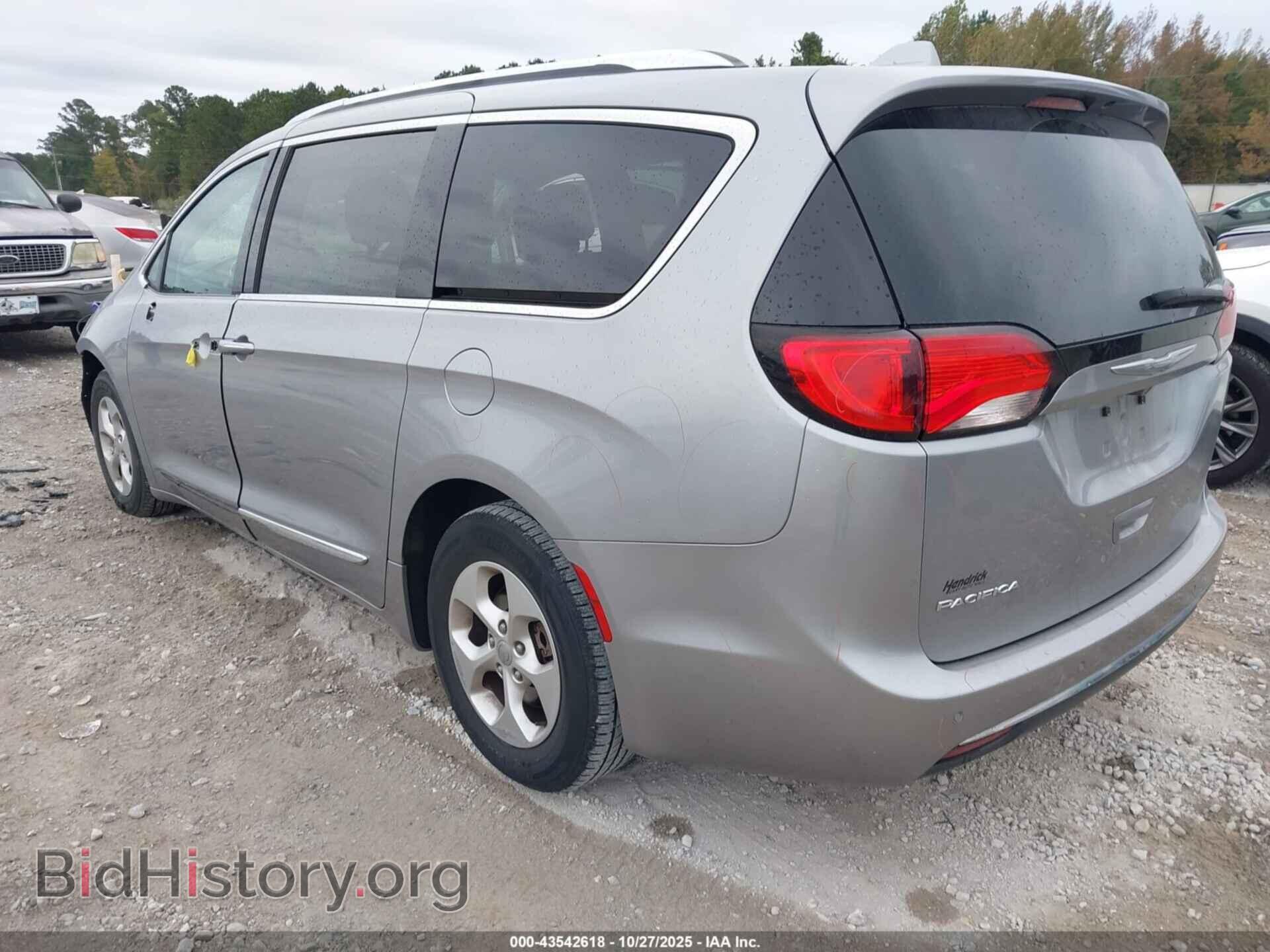 2017 CHRYSLER PACIFICA - VIN: 2C4RC1EG4HR519936 - Photo 3