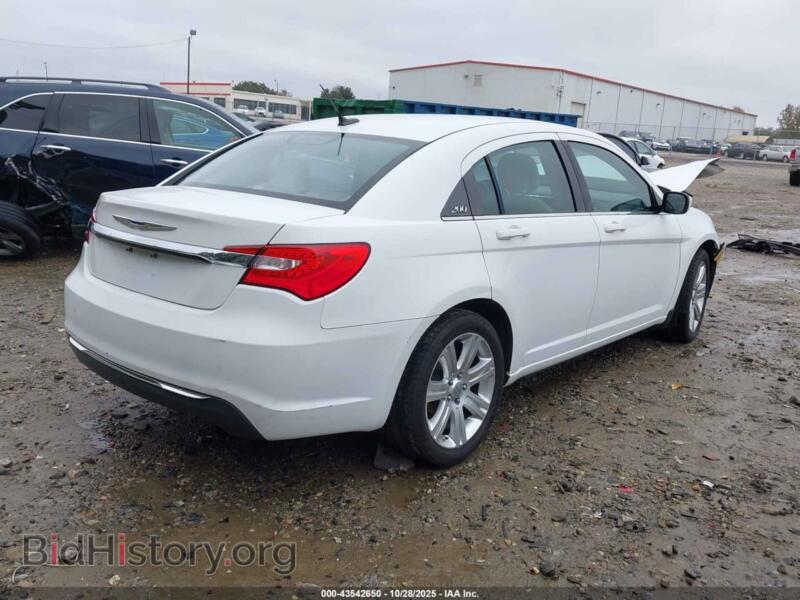2012 Chrysler 200 (VIN 1C3CCBBB9CN160761) — photo 4 of 18