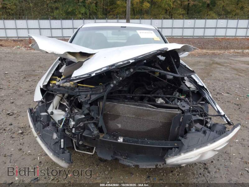 2012 Chrysler 200 (VIN 1C3CCBBB9CN160761) — photo 6 of 18