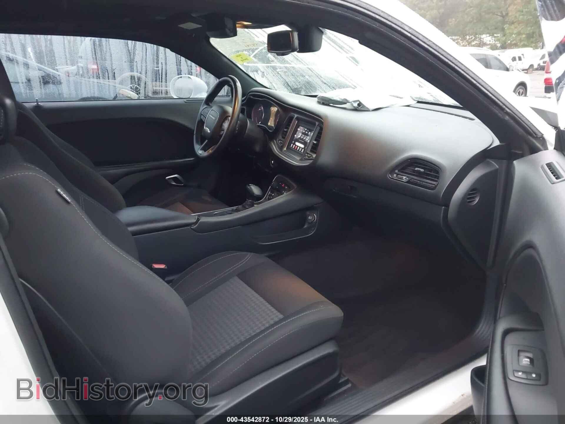 2018 DODGE CHALLENGER - VIN: 2C3CDZAG0JH263172 - Фото 5