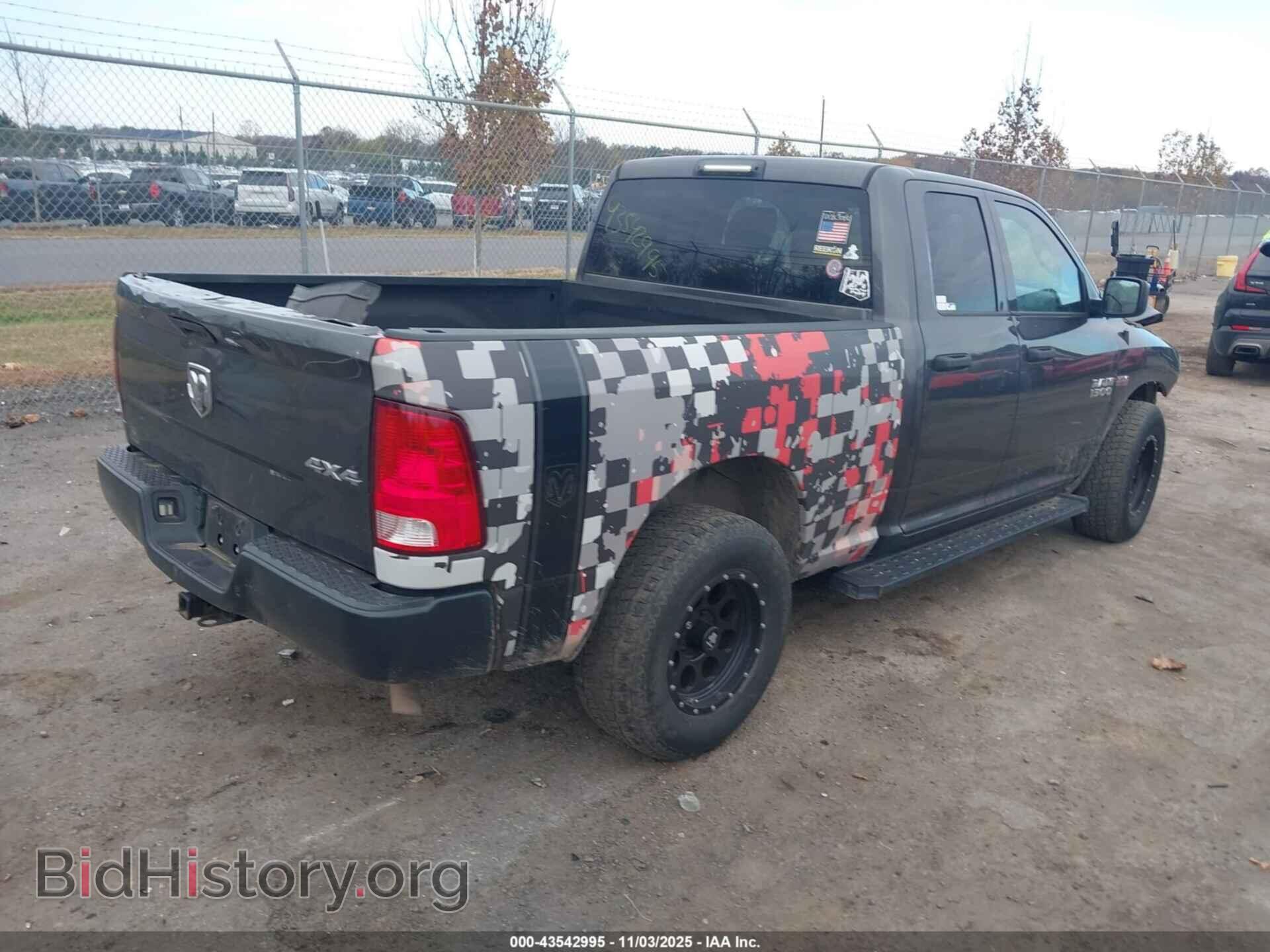 2018 RAM 1500 - VIN: 1C6RR7FT1JS135024 - Фото 4