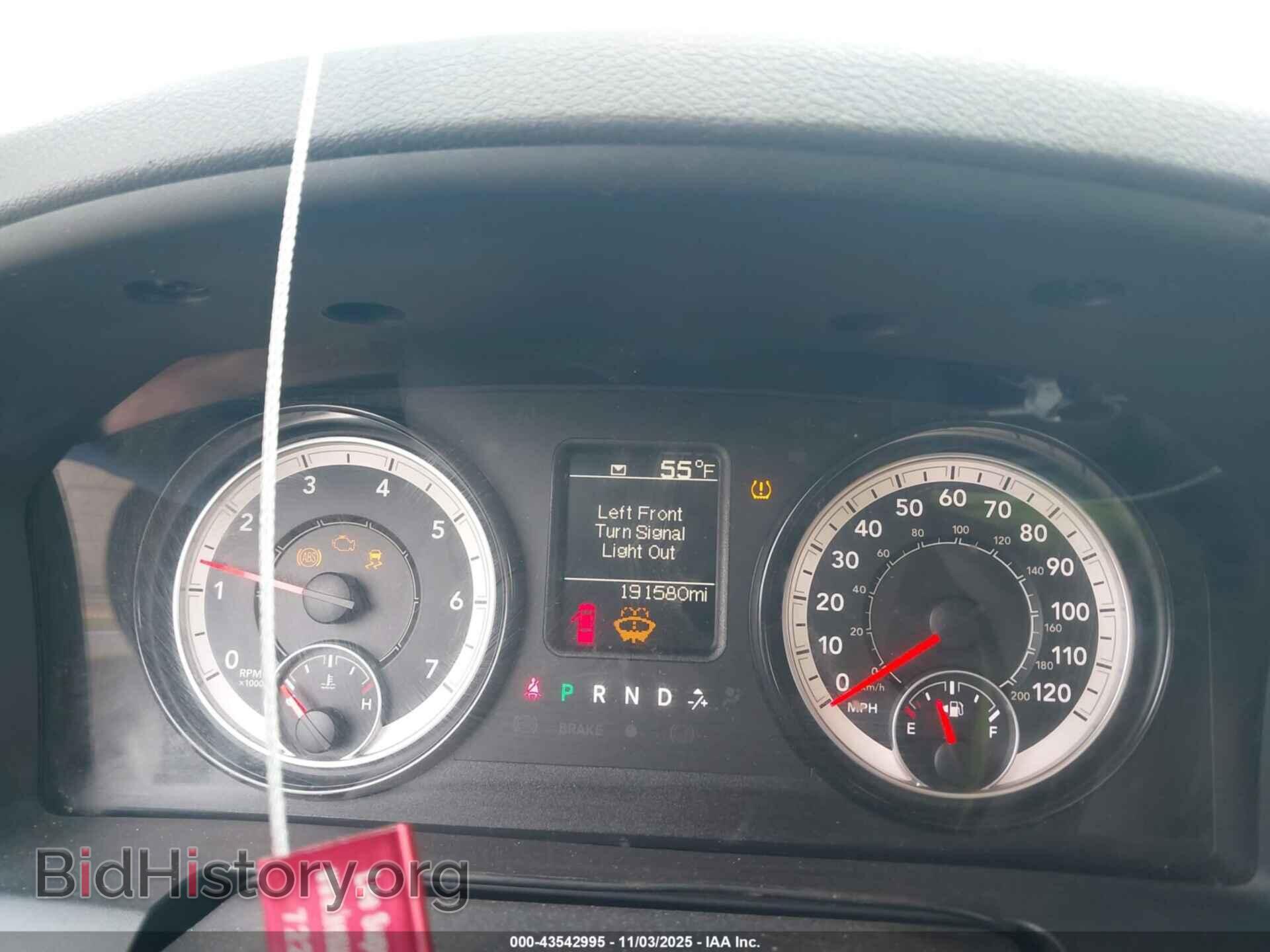 2018 RAM 1500 - VIN: 1C6RR7FT1JS135024 - Фото 7