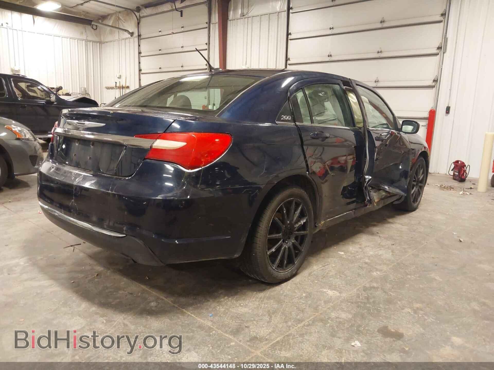 2013 CHRYSLER 200 - VIN: 1C3CCBBB2DN597633 - Фото 4