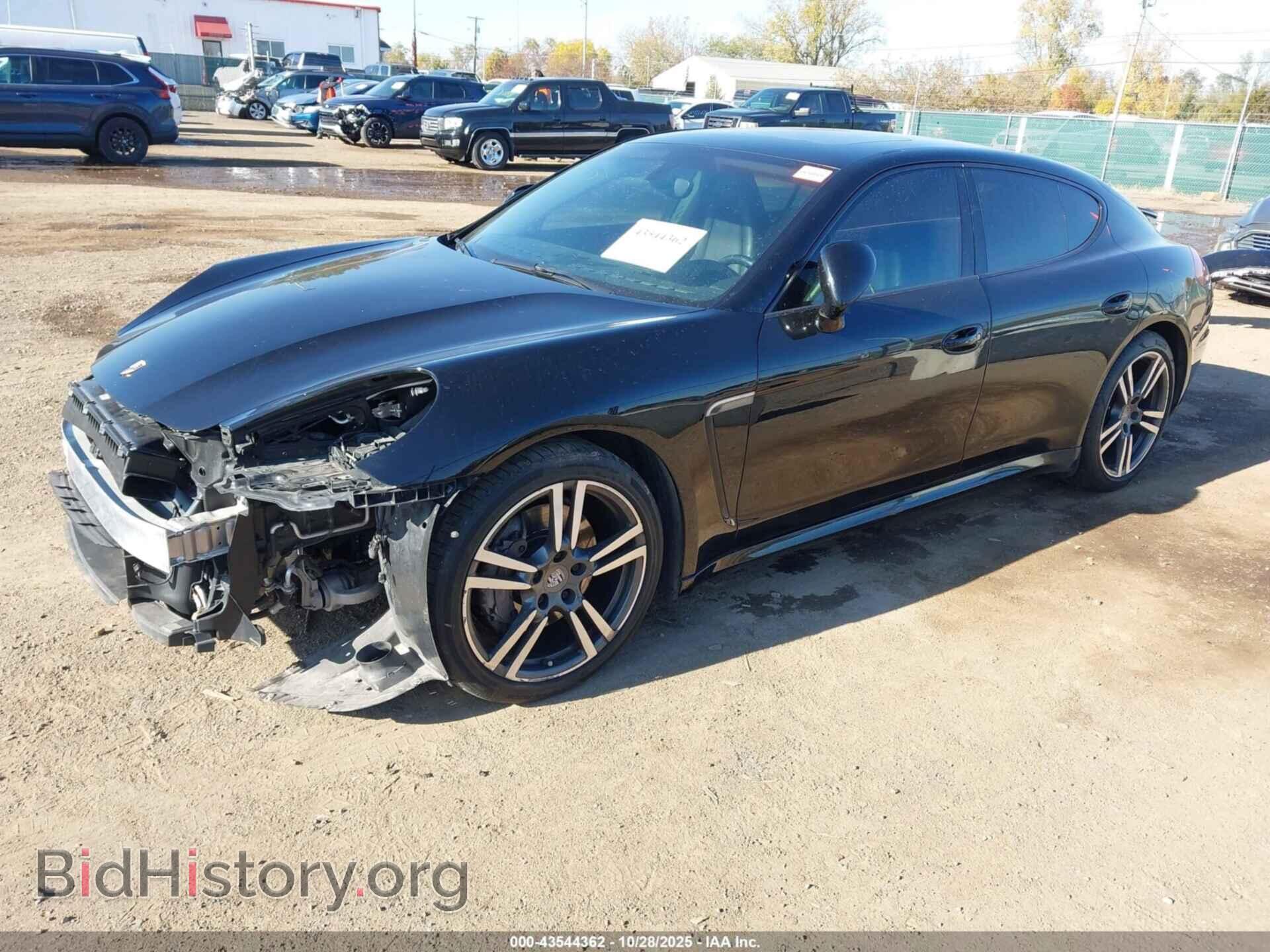 2014 PORSCHE PANAMERA - VIN: WP0AA2A75EL006570 - Фото 2