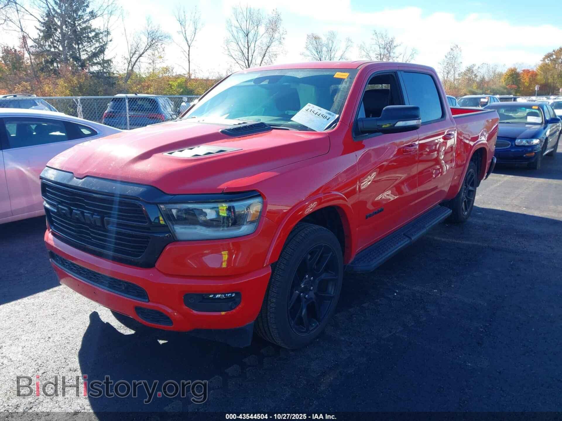 2021 RAM 1500 - VIN: 1C6SRFJT8MN581029 - Фото 2